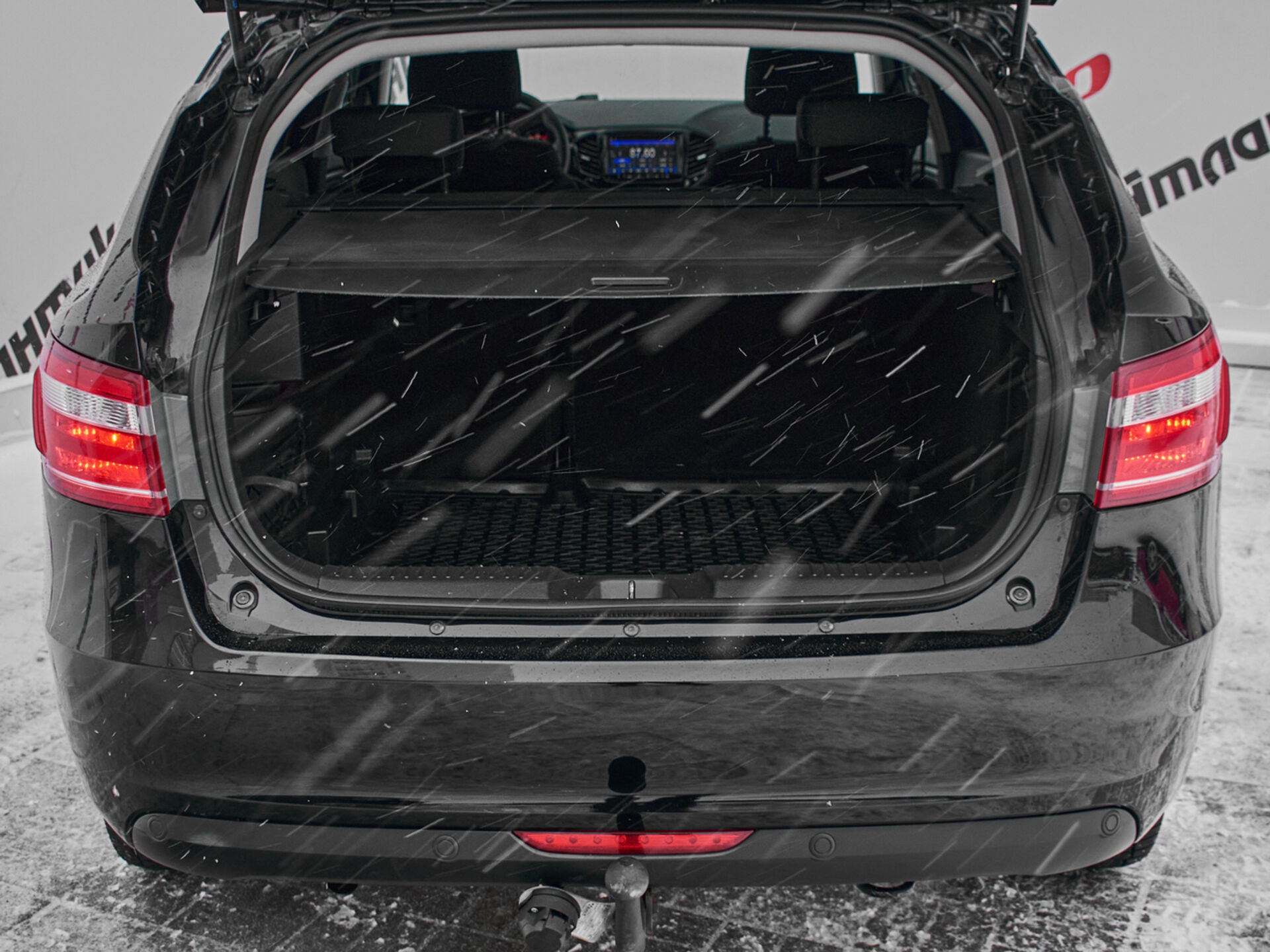 Купить Lada (ВАЗ) Vesta SW 1.6 MT (106 л.с.), 2022 в Екатеренбурге