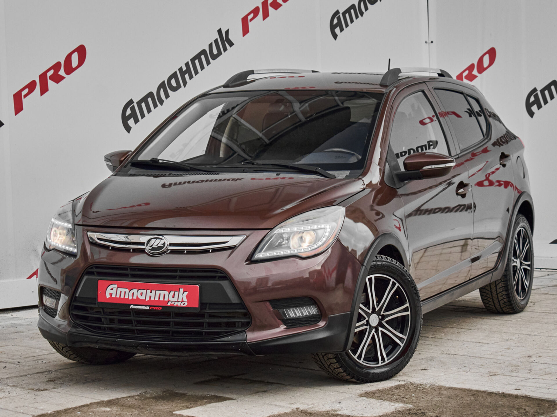 Купить Lifan X50 1.5 CVT (103 л.с.), 2016 в Екатеренбурге