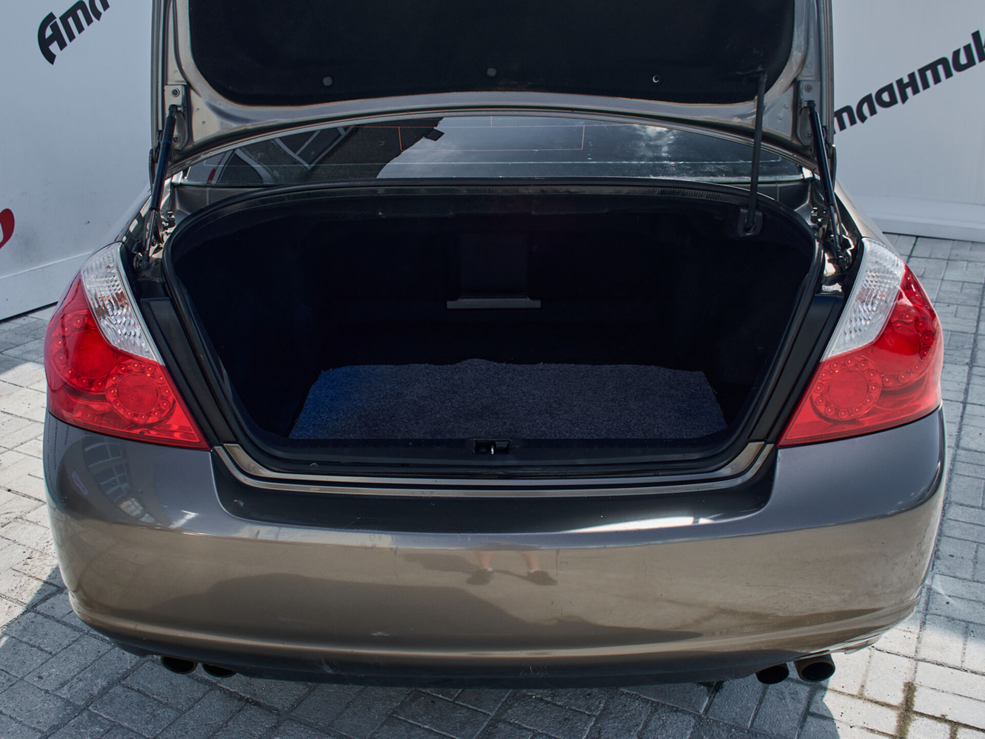 Купить Infiniti M M35 3.5 AT (280 л.с.) 4WD, 2006 в Екатеренбурге