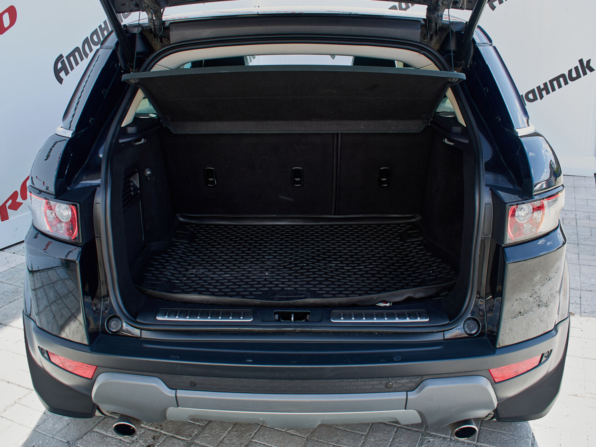 Купить Land Rover Range Rover Evoque 6-speed 2.0 AT (240 л.с.) 4WD, 2013 в Екатеренбурге