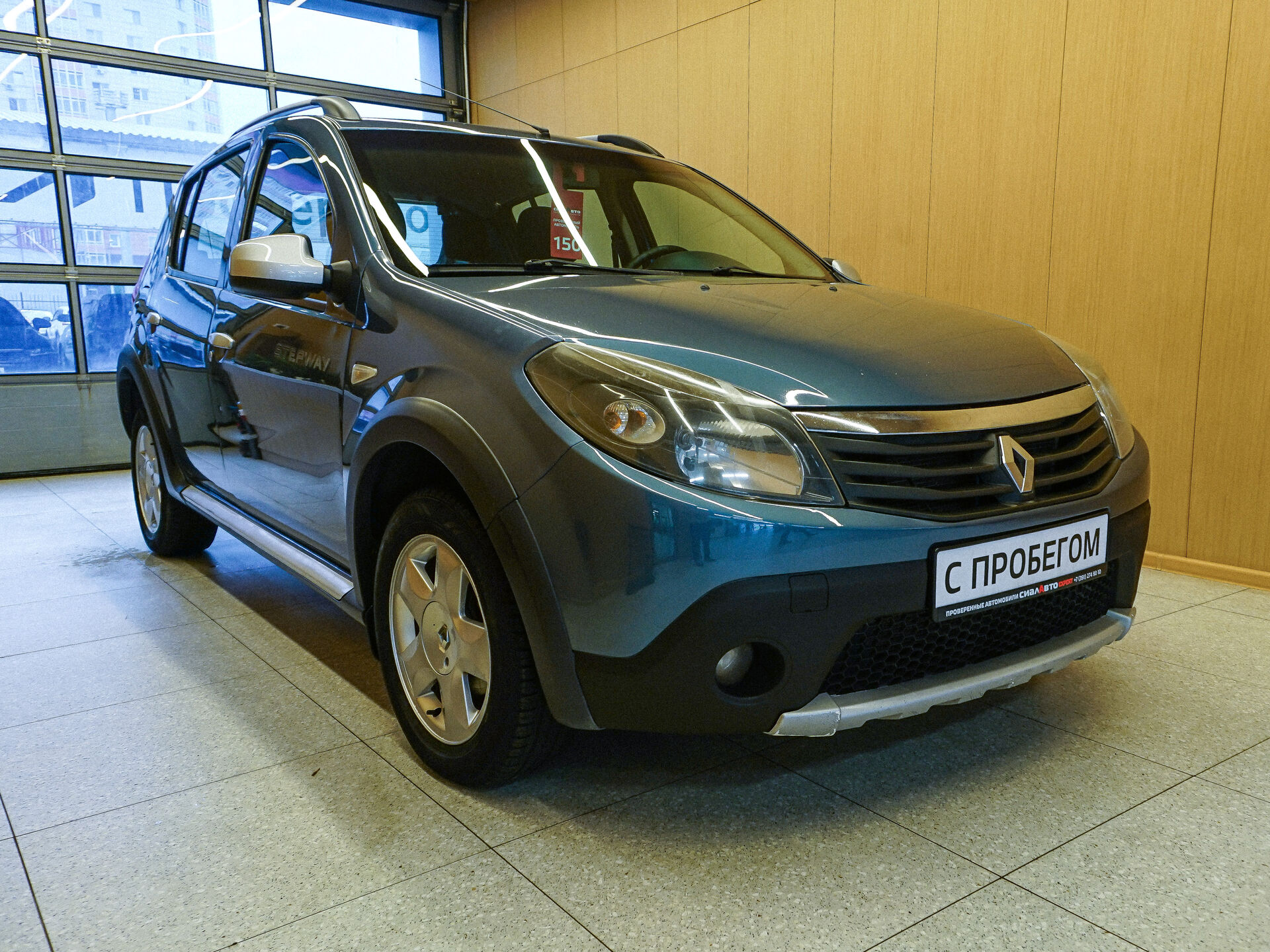 Renault Sandero 2012 3