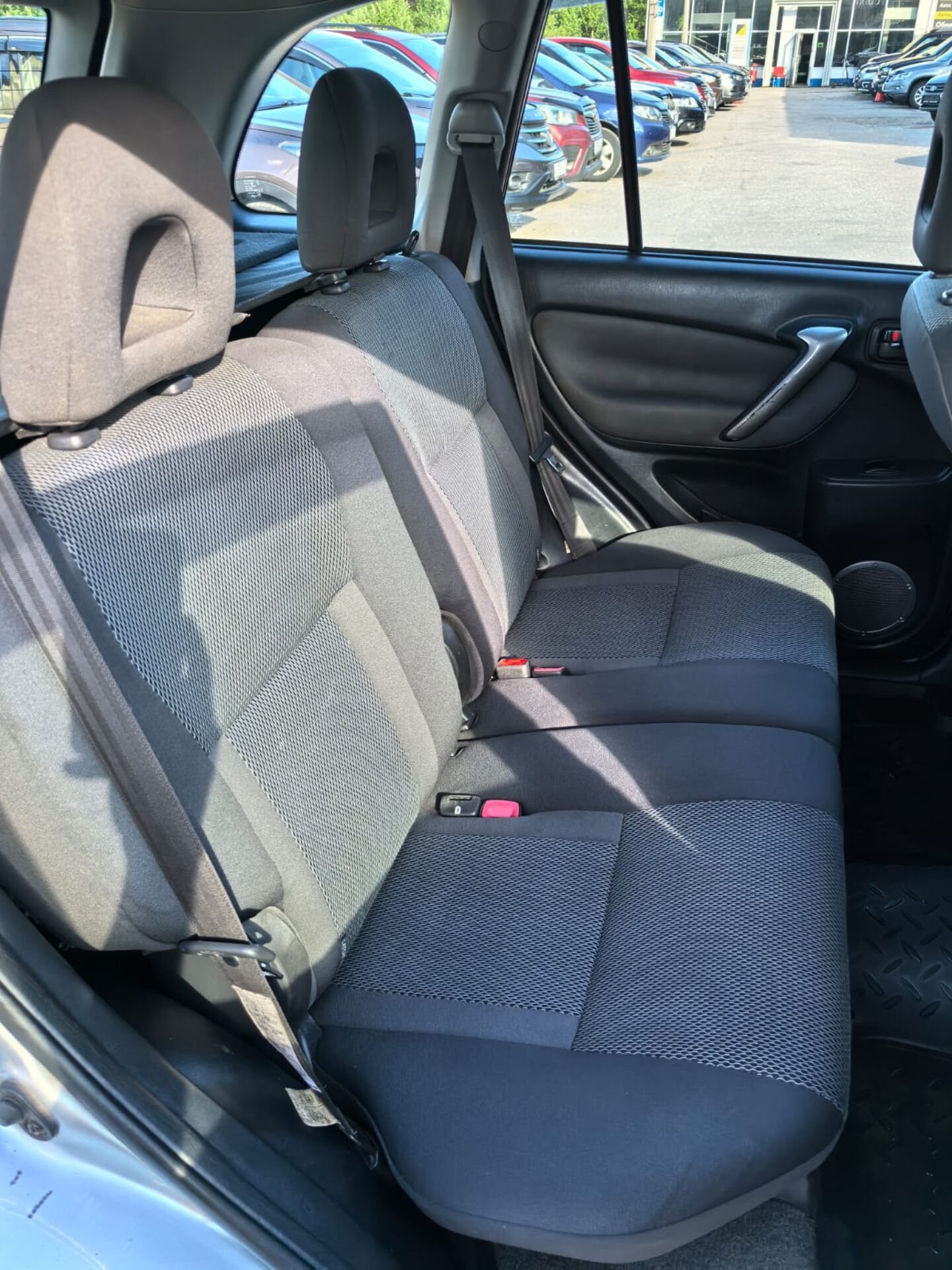 Toyota RAV4 None 2004 г.в., 271 000 км.