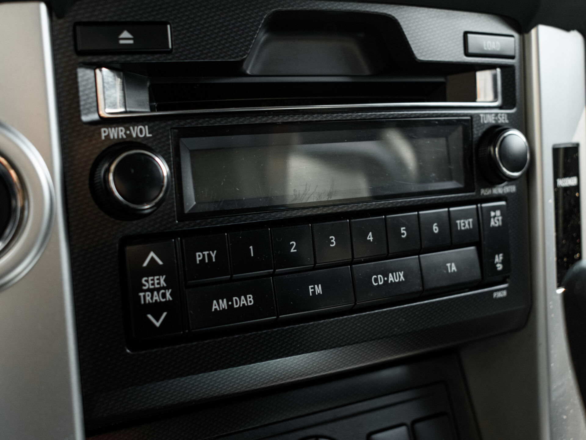 Купить Toyota Land Cruiser Prado 4.0 AT (282 л.с.) 4WD, 2010 в Екатеренбурге