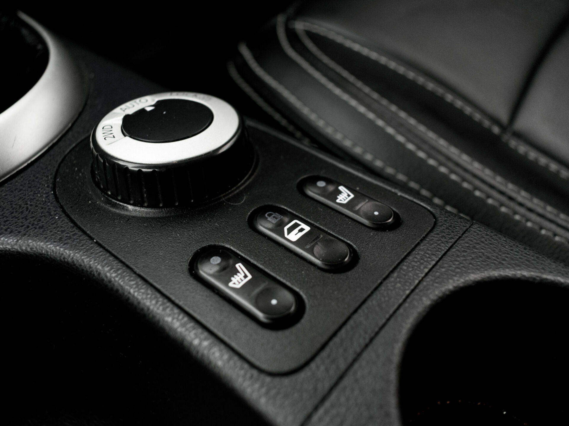 Купить Nissan Qashqai 2.0 MT (141 л.с.) 4WD, 2013 в Екатеренбурге