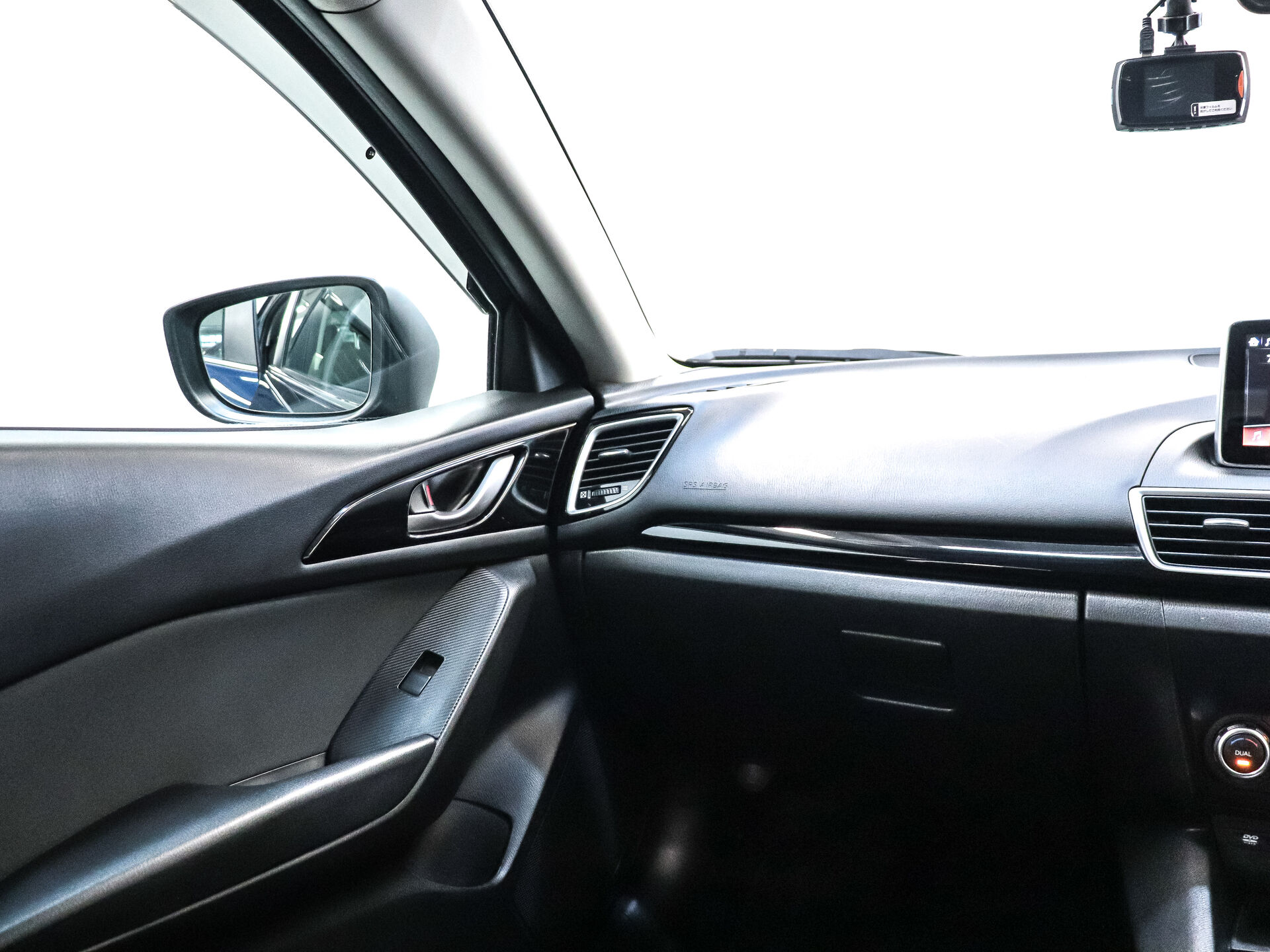 Mazda Axela 2014 15