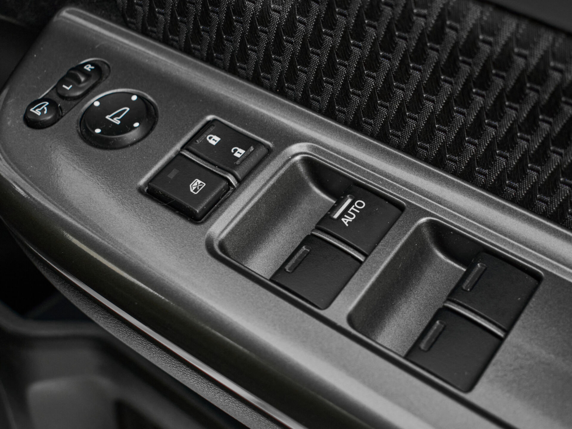 Купить Honda Stepwgn Spada 1.5 CVT (150 л.с.) 4WD, 2016 в Екатеренбурге