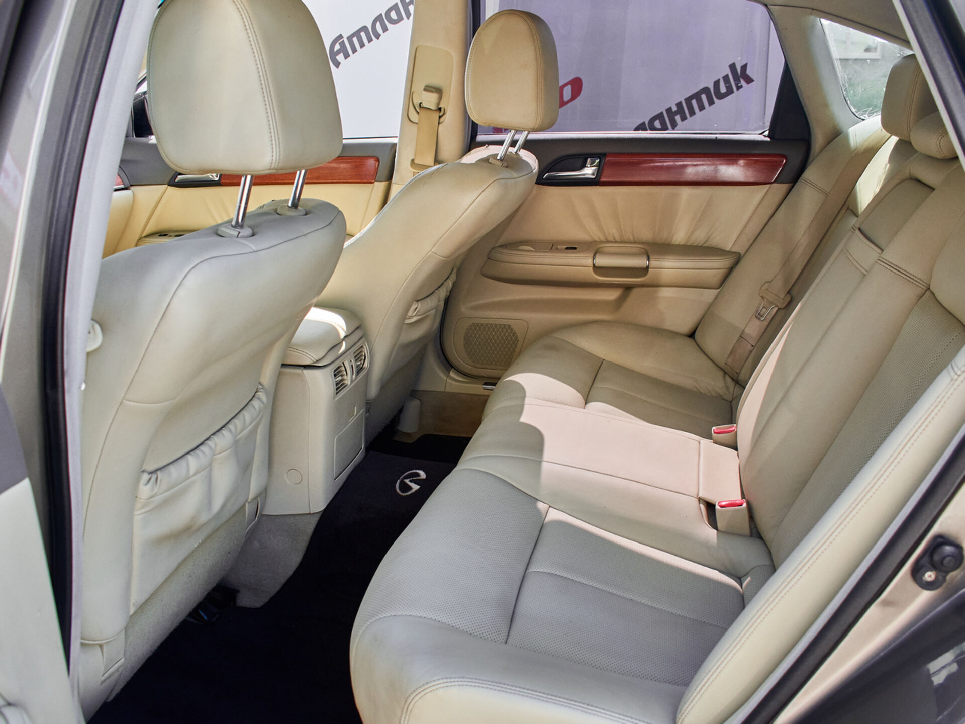 Купить Infiniti M M35 3.5 AT (280 л.с.) 4WD, 2006 в Екатеренбурге