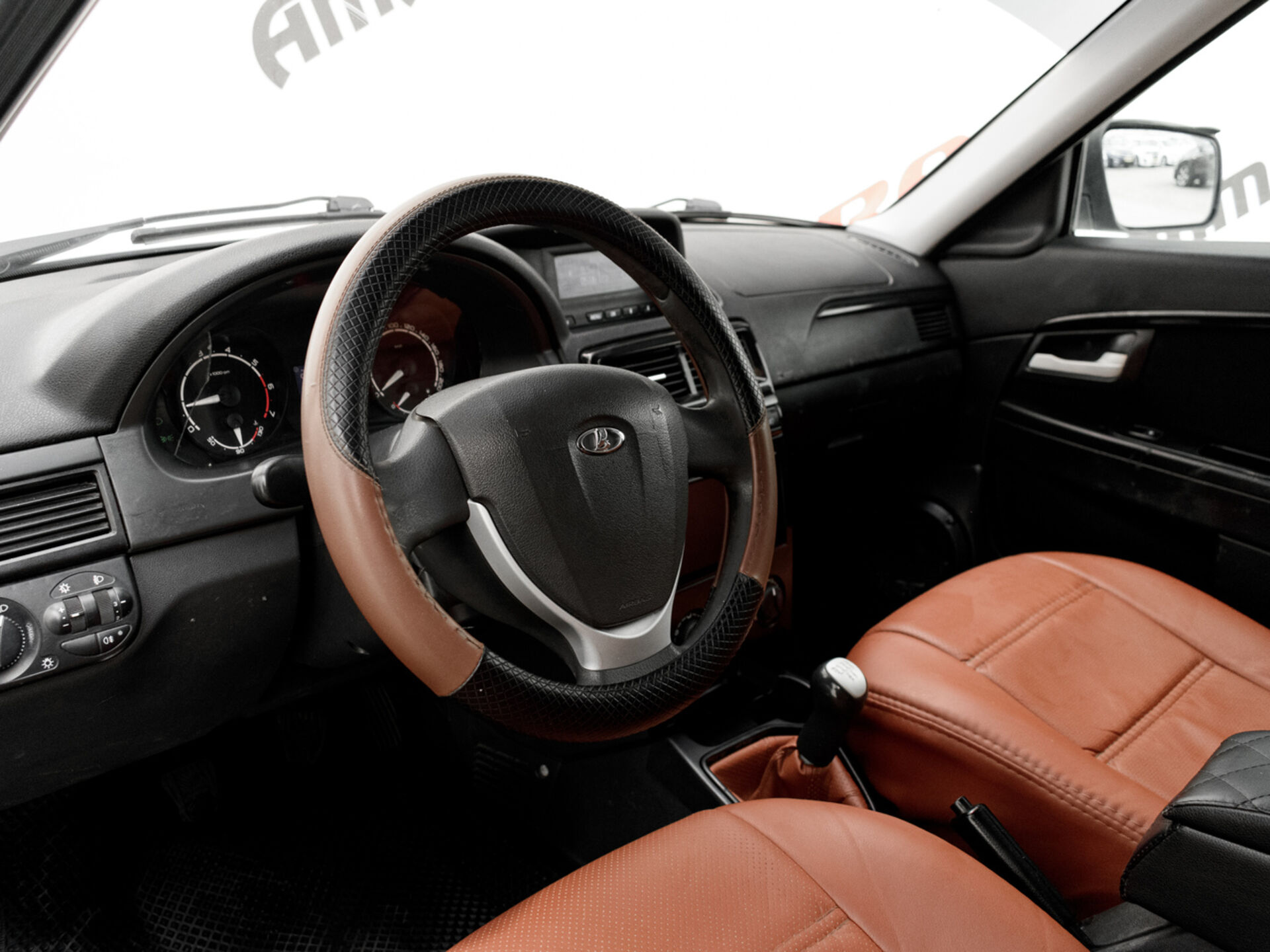 Купить Lada (ВАЗ) Priora 1.6 MT (98 л.с.), 2014 в Екатеренбурге