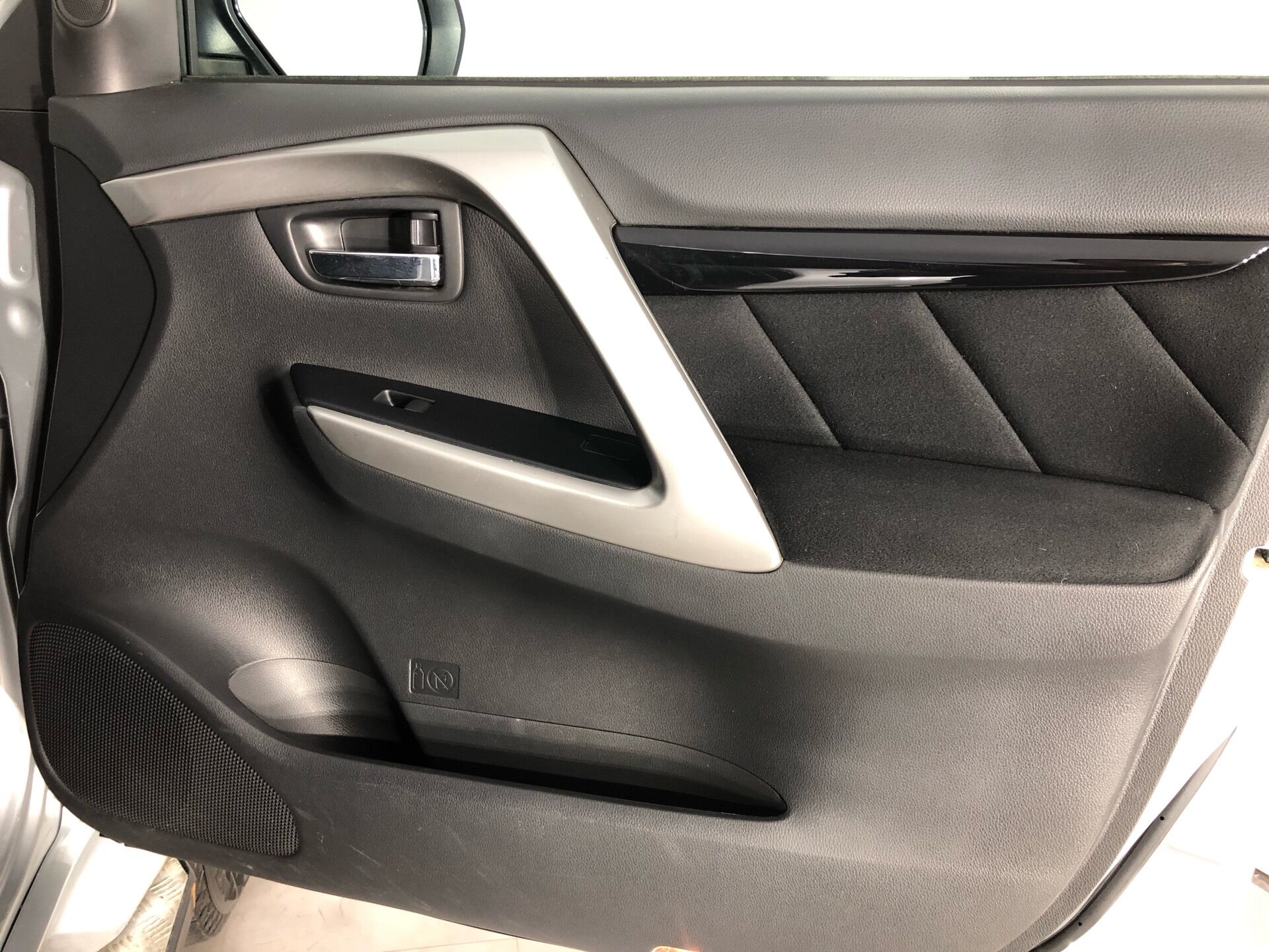 Mitsubishi Pajero Sport Intense 2017 г.в., 140 521 км.