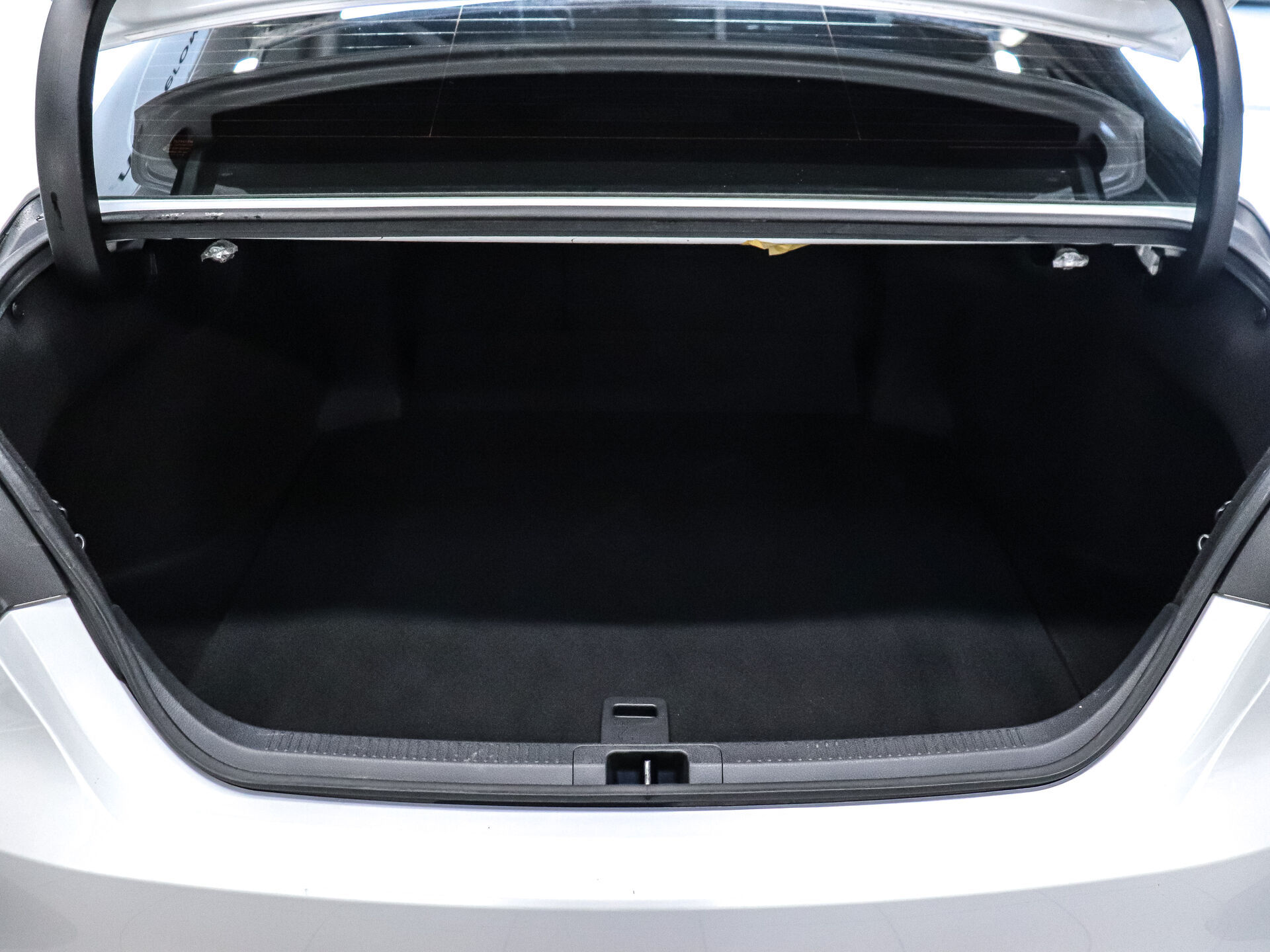 Toyota Camry 2020 23