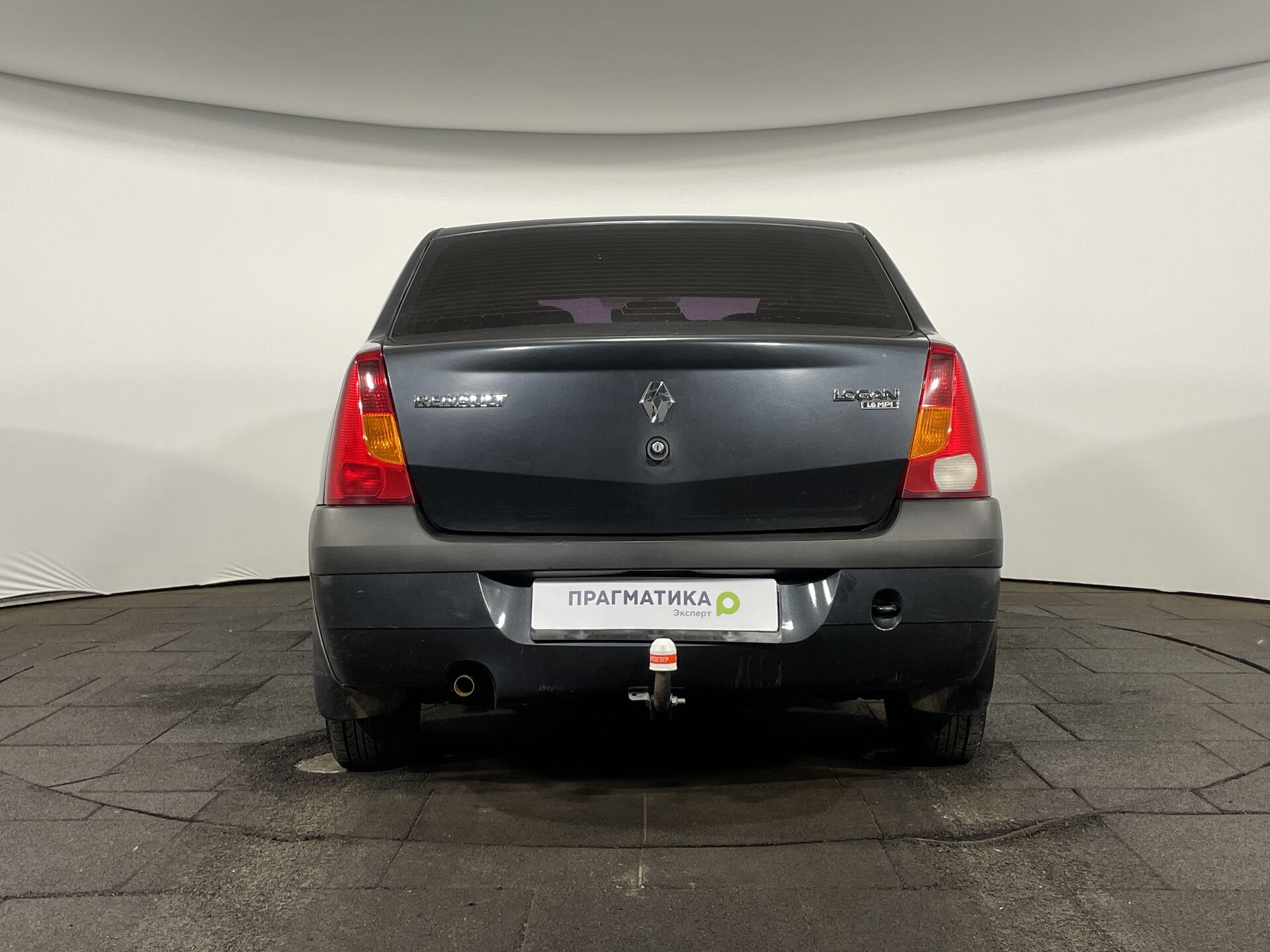 Renault Logan None 2009 г.в., 355 380 км.