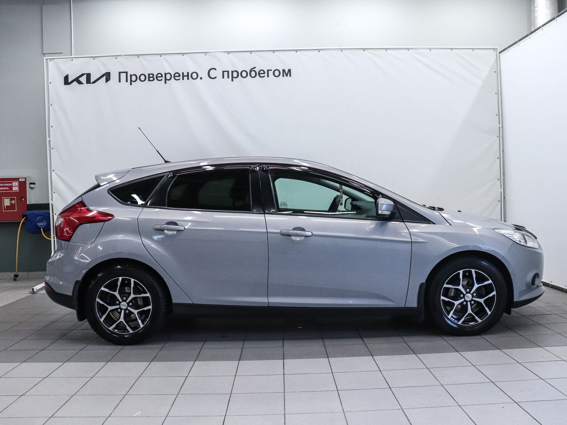 Ford Focus 2011 5