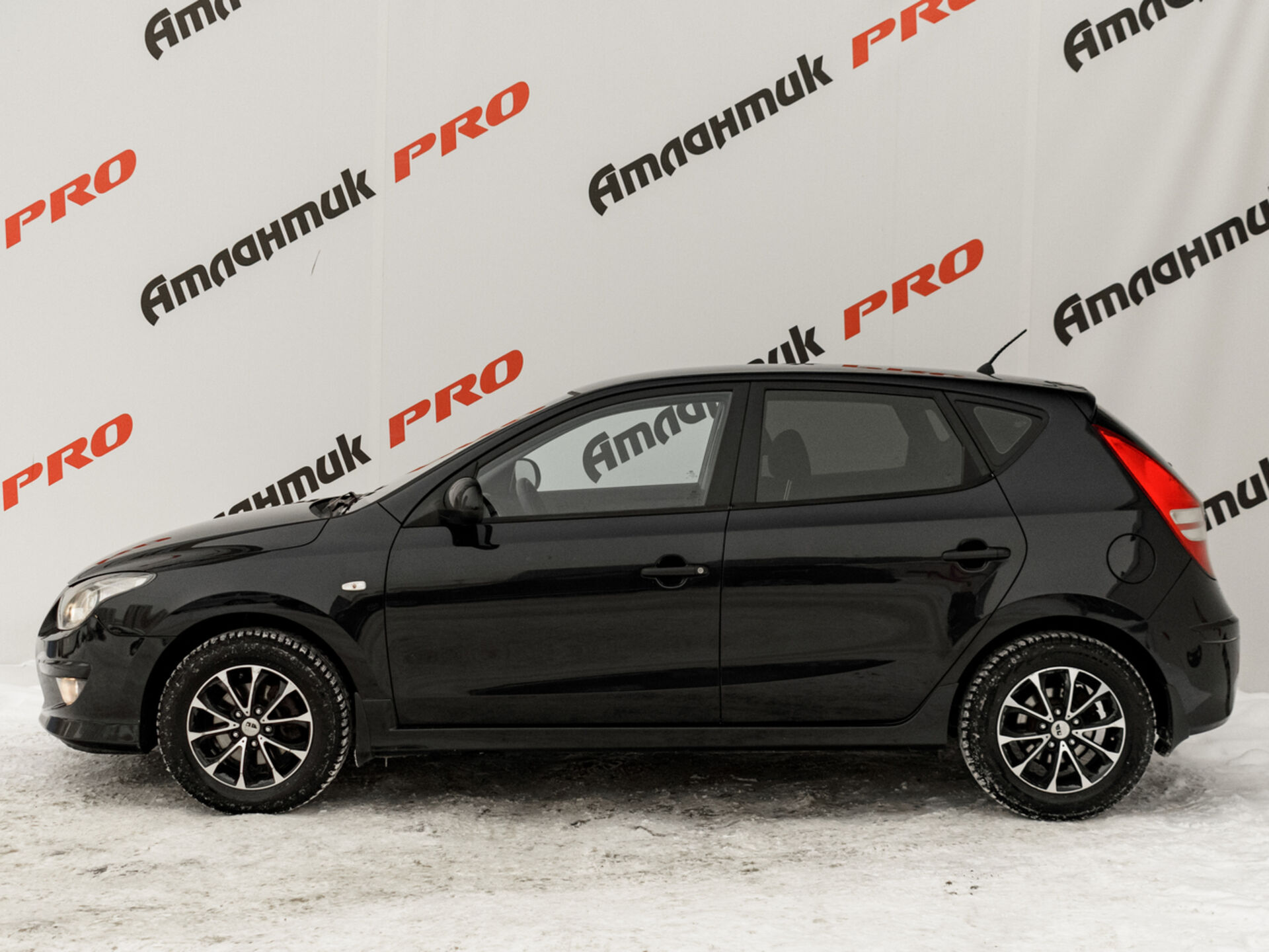 Купить Hyundai i30 1.6 AT (122 л.с.), 2010 в Екатеренбурге