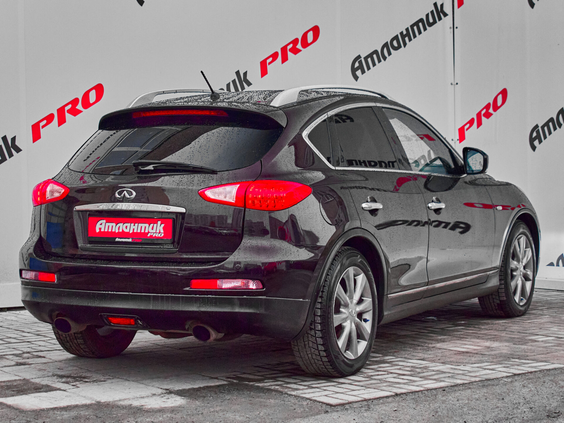 Купить Infiniti EX EX35 3.5 AT (302 л.с.) 4WD, 2009 в Екатеренбурге