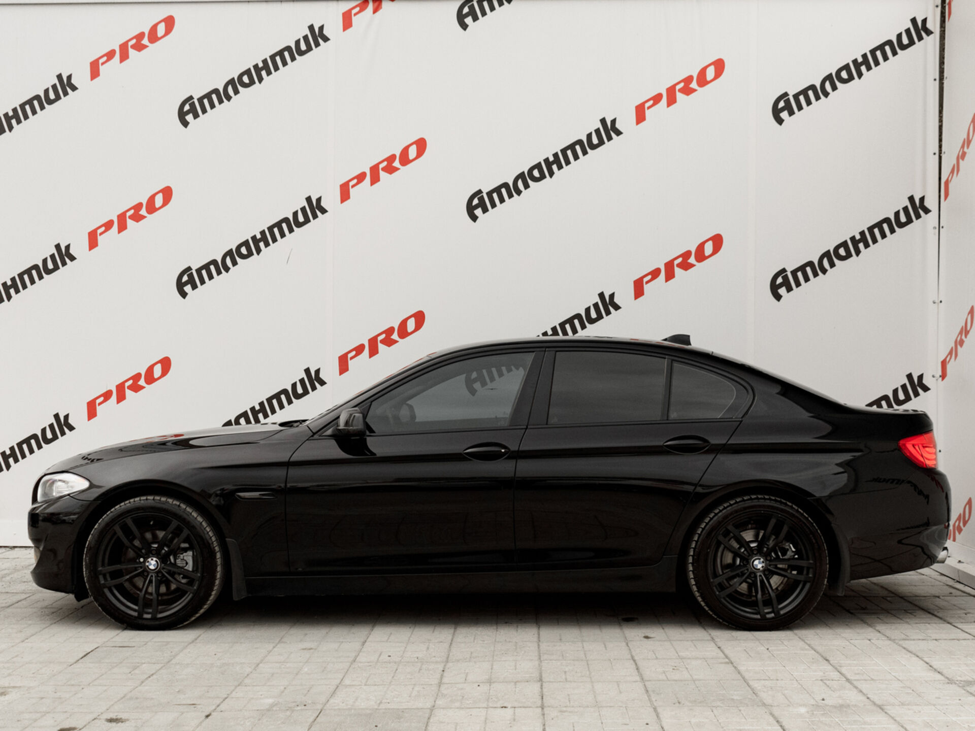 Купить BMW 5 серии 520d 2.0d AT (184 л.с.), 2011 в Екатеренбурге