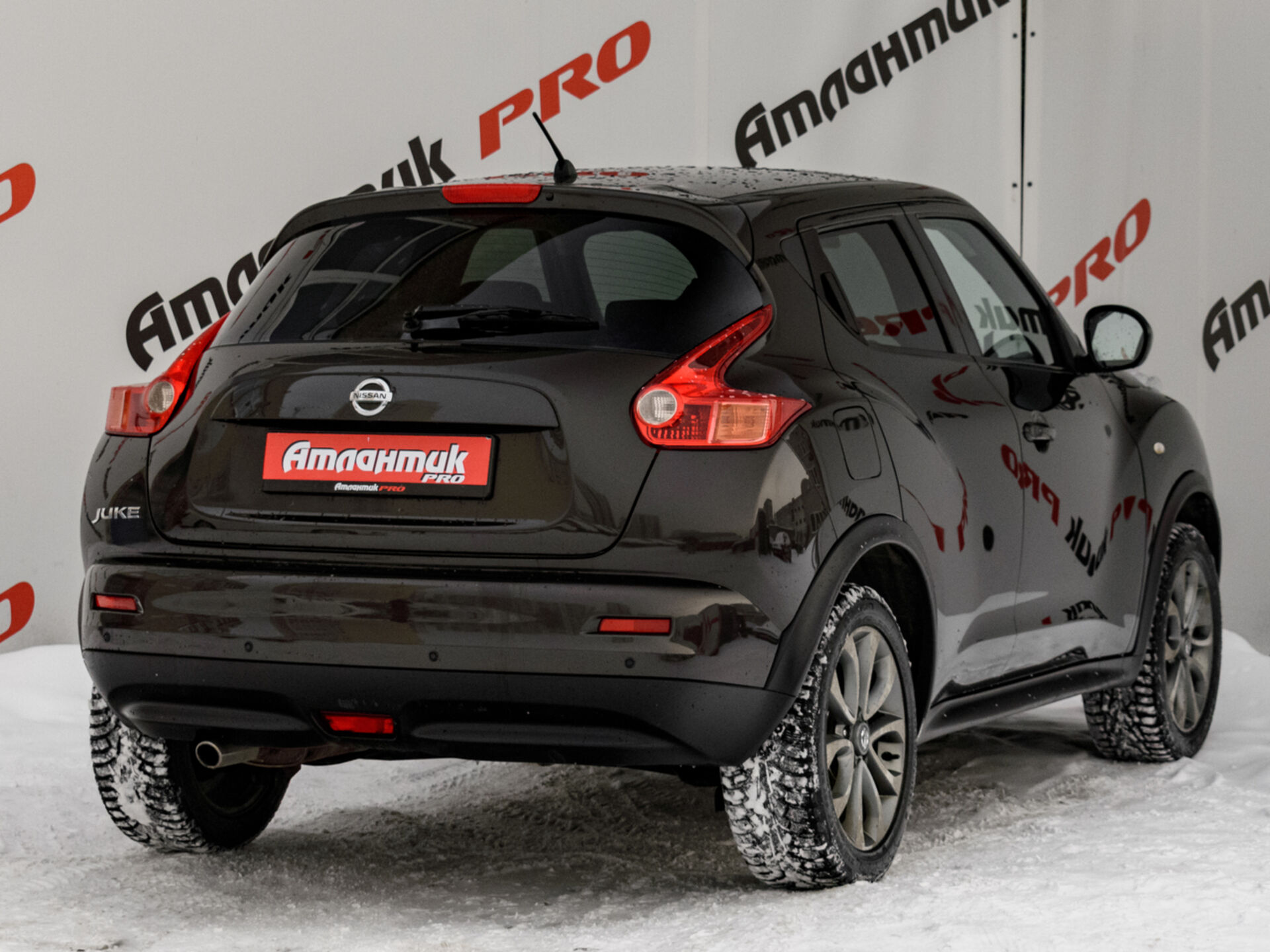 Купить Nissan Juke 1.6 CVT (117 л.с.), 2013 в Екатеренбурге