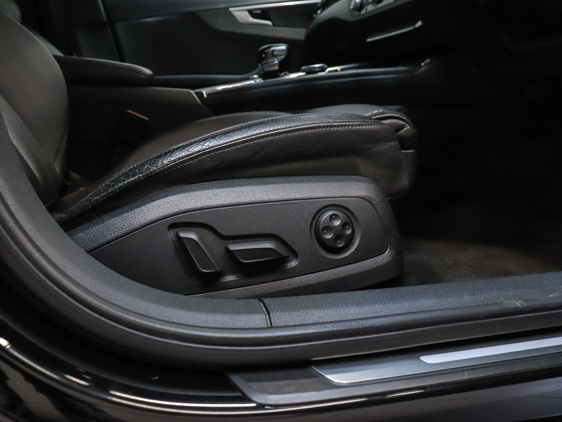 Audi A4 2017 8