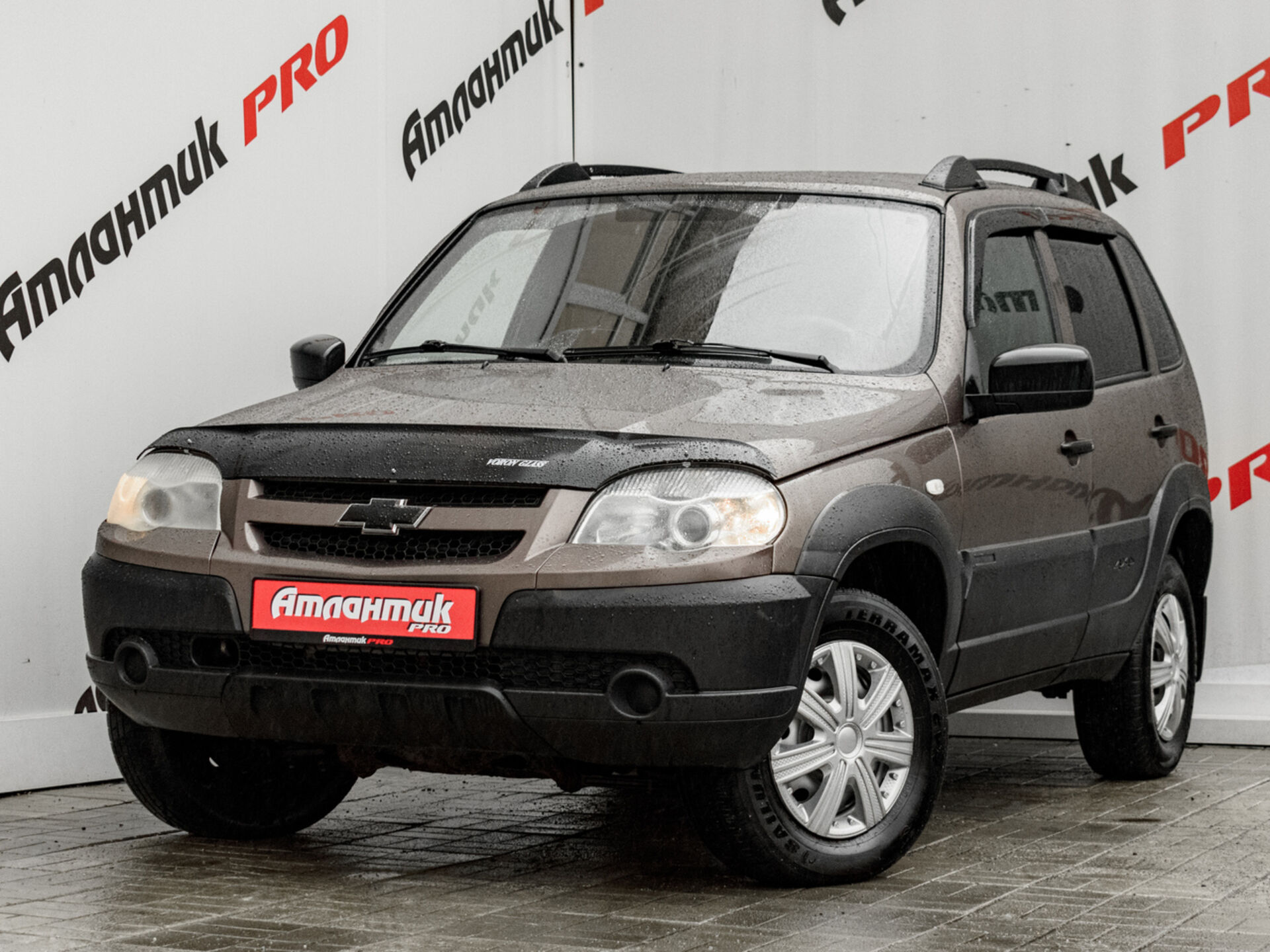 Купить Chevrolet Niva 1.7 MT (80 л.с.) 4WD, 2018 в Екатеренбурге