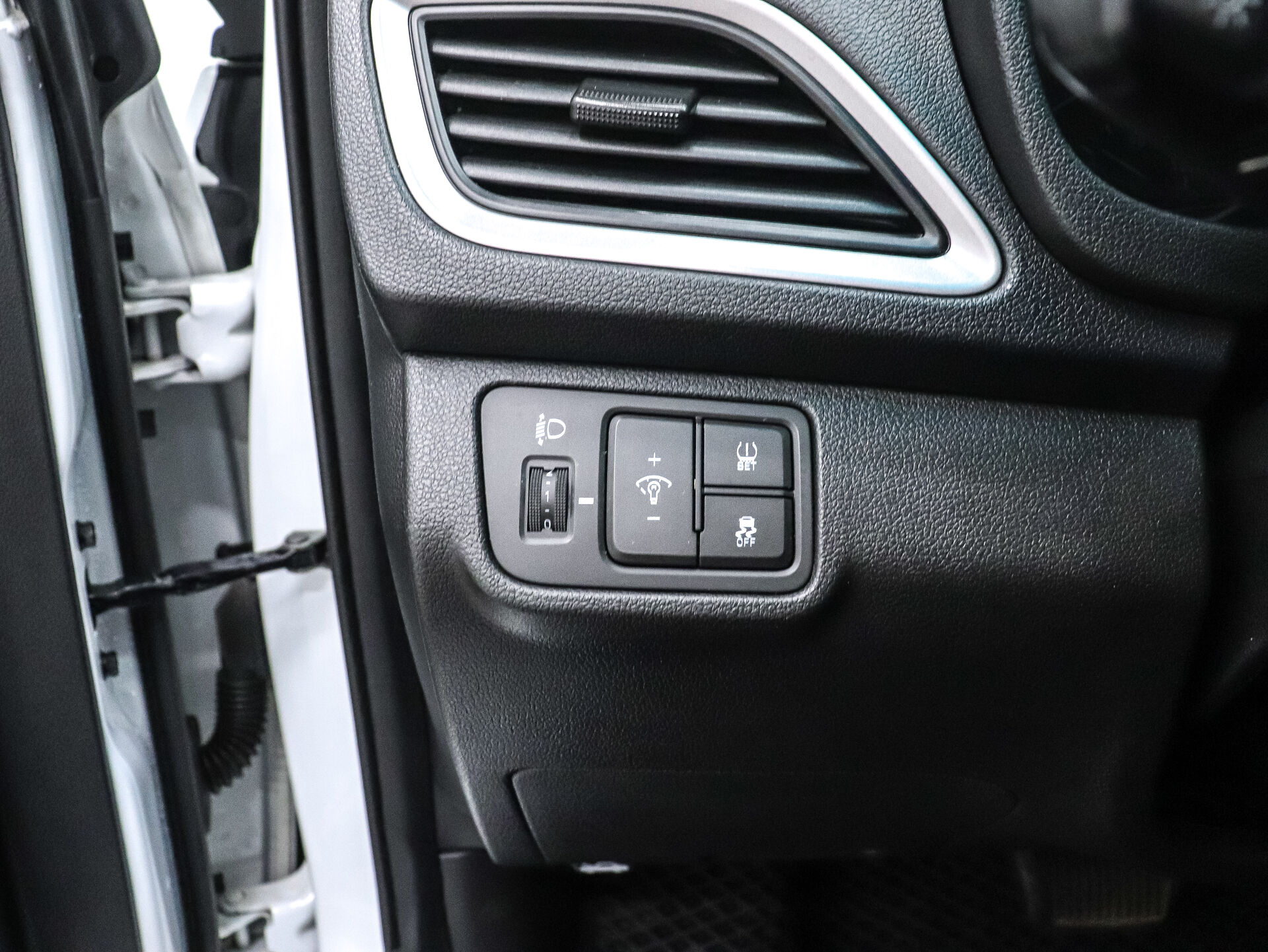 Hyundai Solaris 2018 8