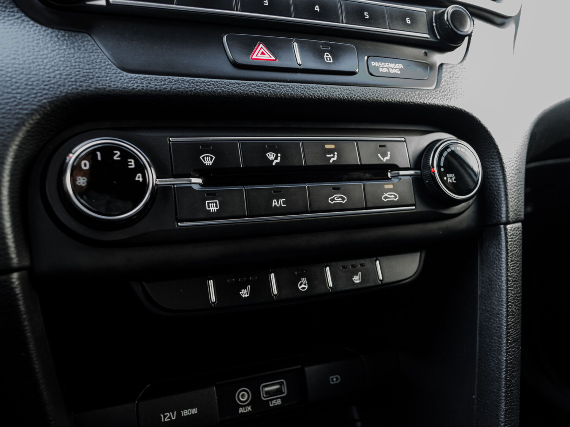 Купить Kia Ceed 1.6 AT (128 л.с.), 2018 в Екатеренбурге