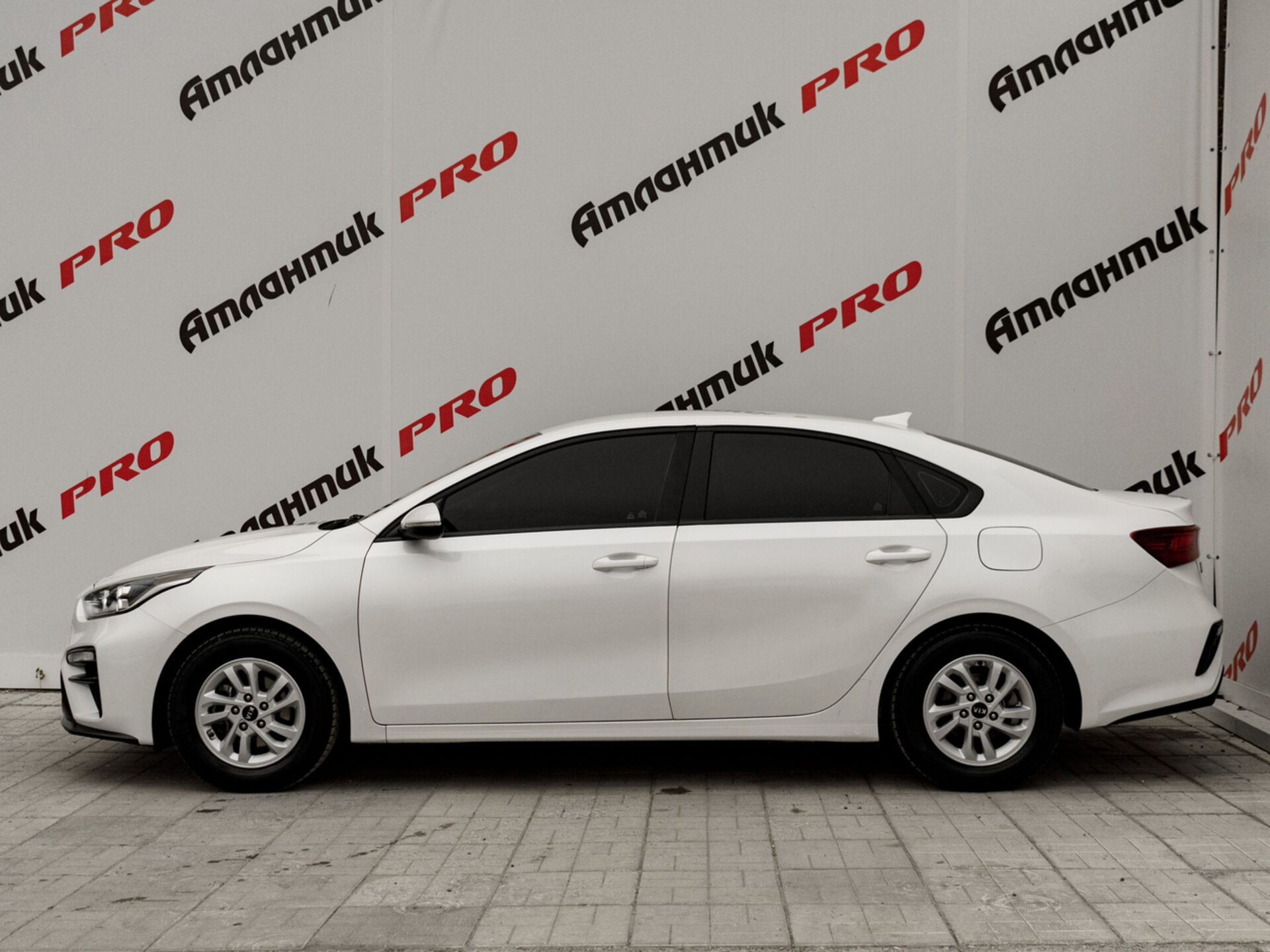 Купить Kia K3 1.6 CVT (123 л.с.), 2018 в Екатеренбурге