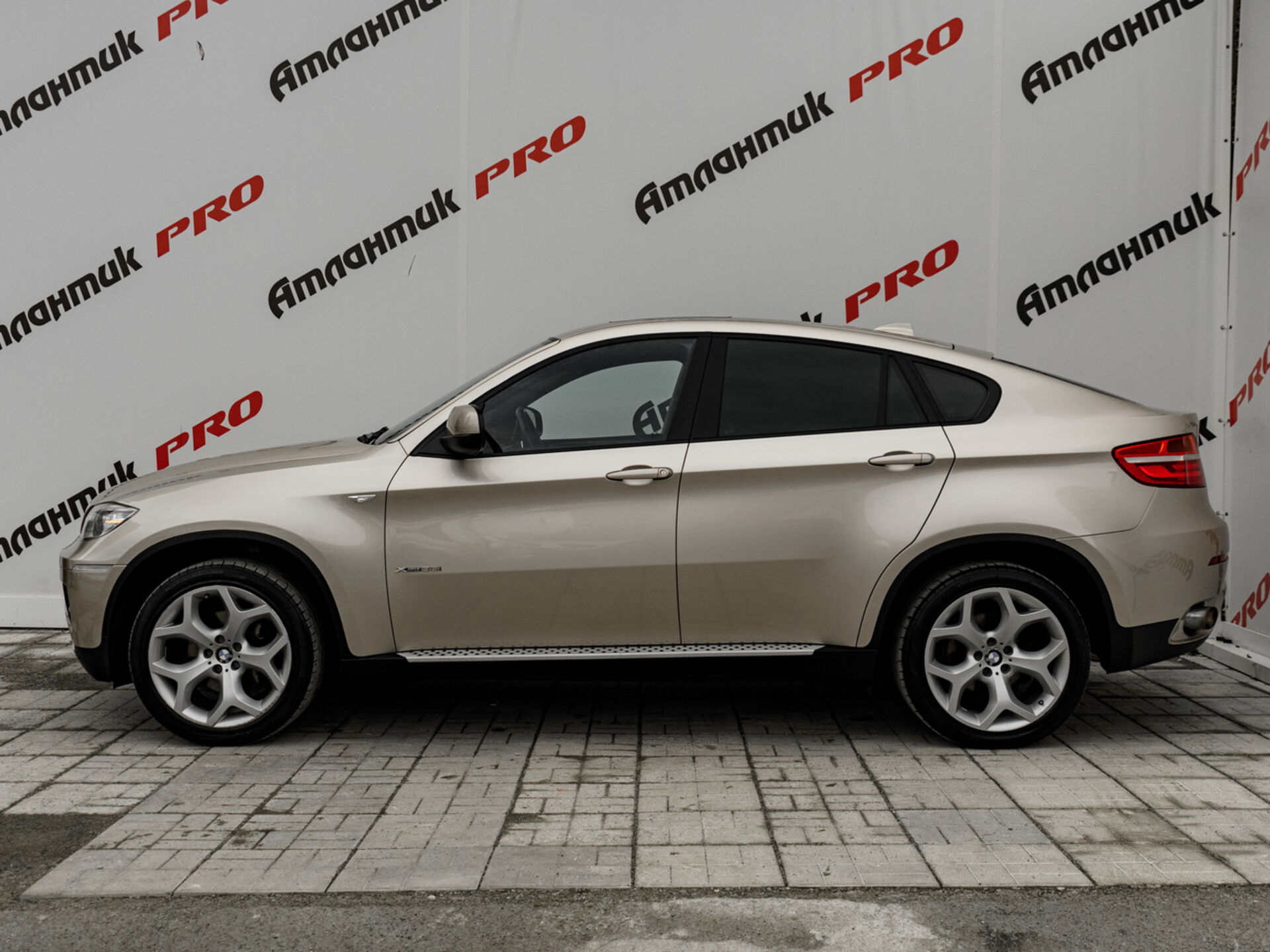Купить BMW X6 35i 3.0 AT (306 л.с.) 4WD, 2013 в Екатеренбурге