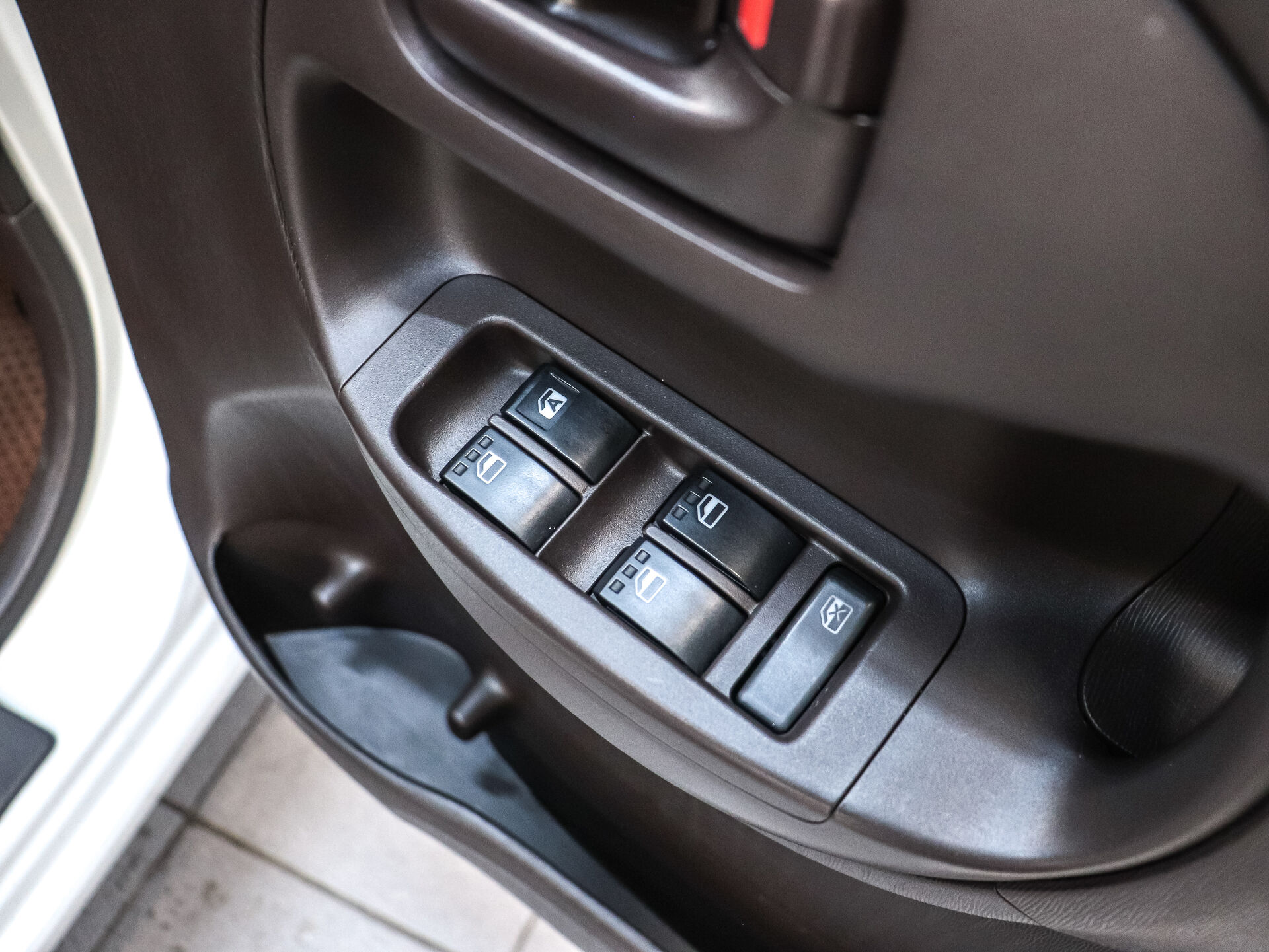 Daihatsu Boon 2014 8