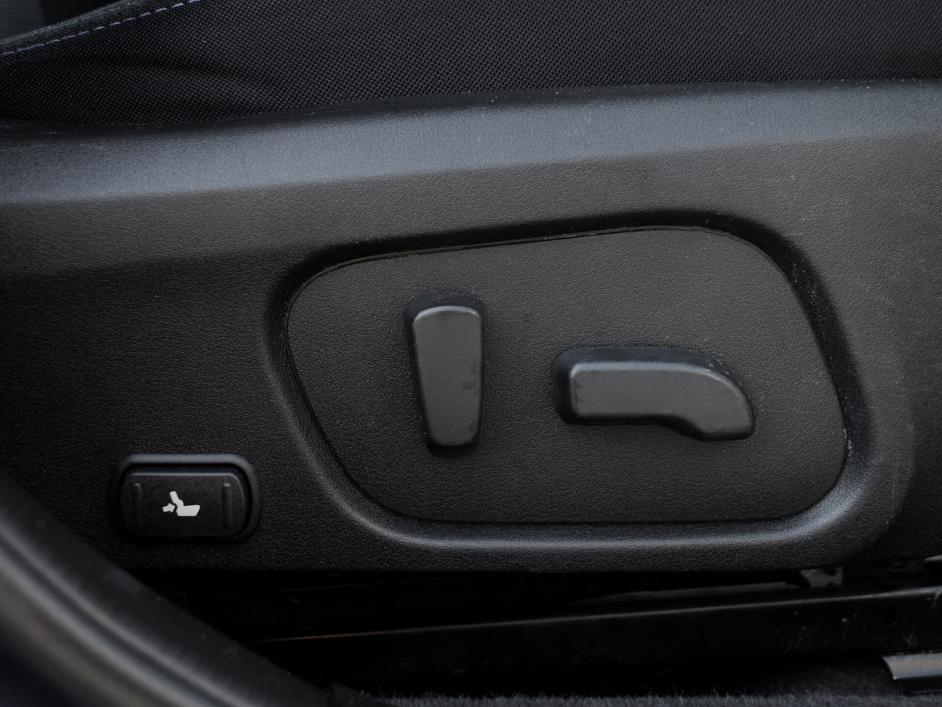 Купить Subaru Levorg 1.6 CVT (170 л.с.) 4WD, 2015 в Екатеренбурге
