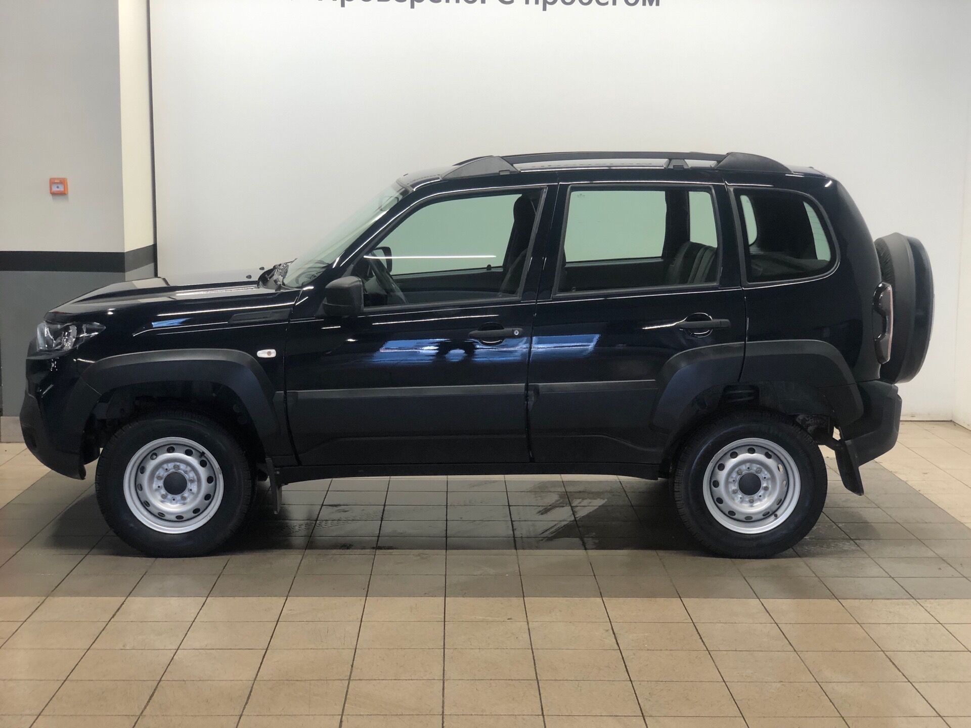 Lada Niva Travel None 2024 г.в., 10 500 км.