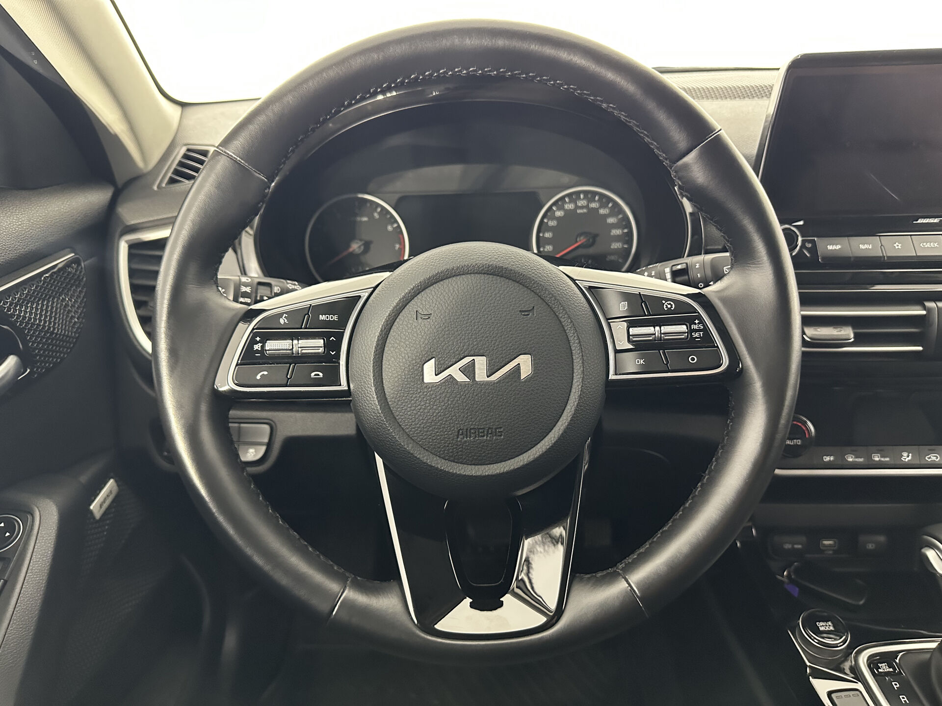 Kia Seltos Prestige 2022 г.в., 60 000 км.