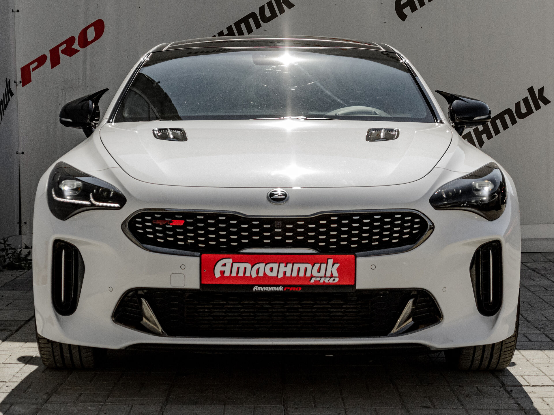 Купить Kia Stinger 2.0 AT (247 л.с.) 4WD, 2018 в Екатеренбурге