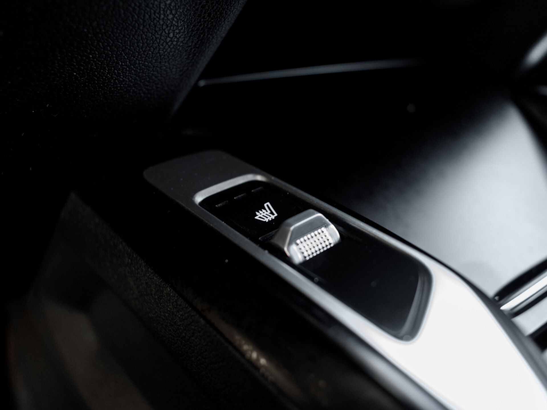 Купить Kia Sorento 2.5 AT (179 л.с.) 4WD, 2021 в Екатеренбурге