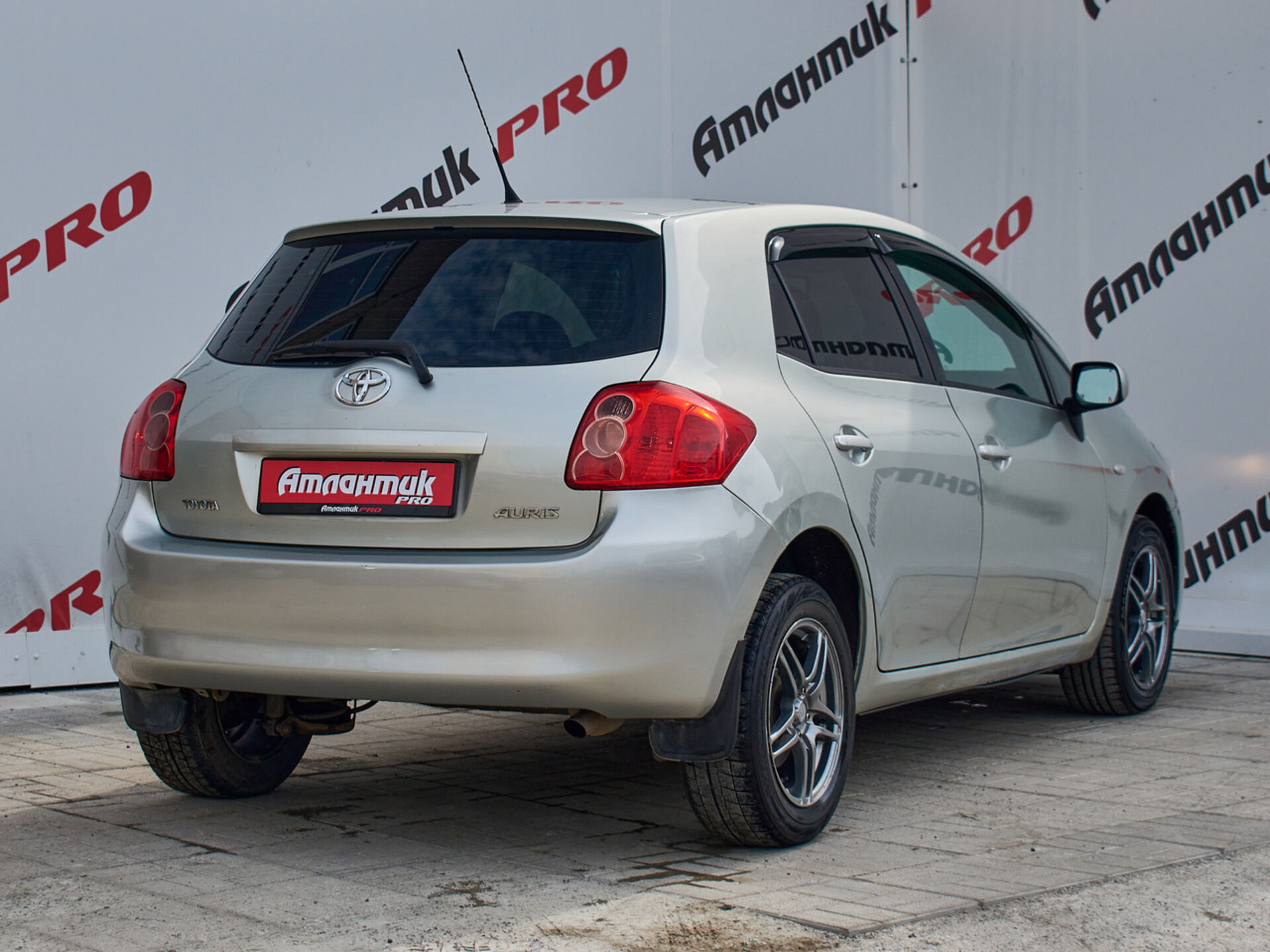 Купить Toyota Auris 1.6 AMT (124 л.с.), 2008 в Екатеренбурге