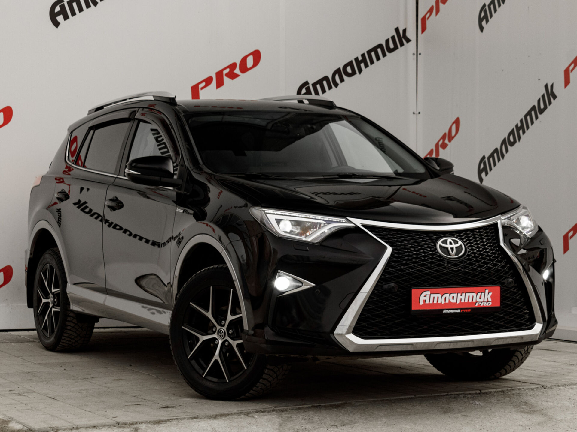 Купить Toyota RAV4 2.0 CVT (146 л.с.) 4WD, 2017 в Екатеренбурге