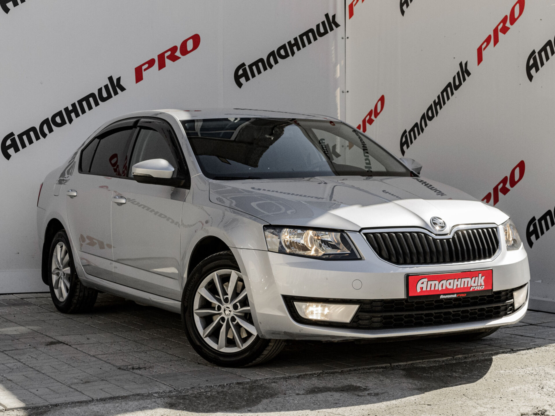 Купить Skoda Octavia 1.8 AMT (180 л.с.), 2014 в Екатеренбурге