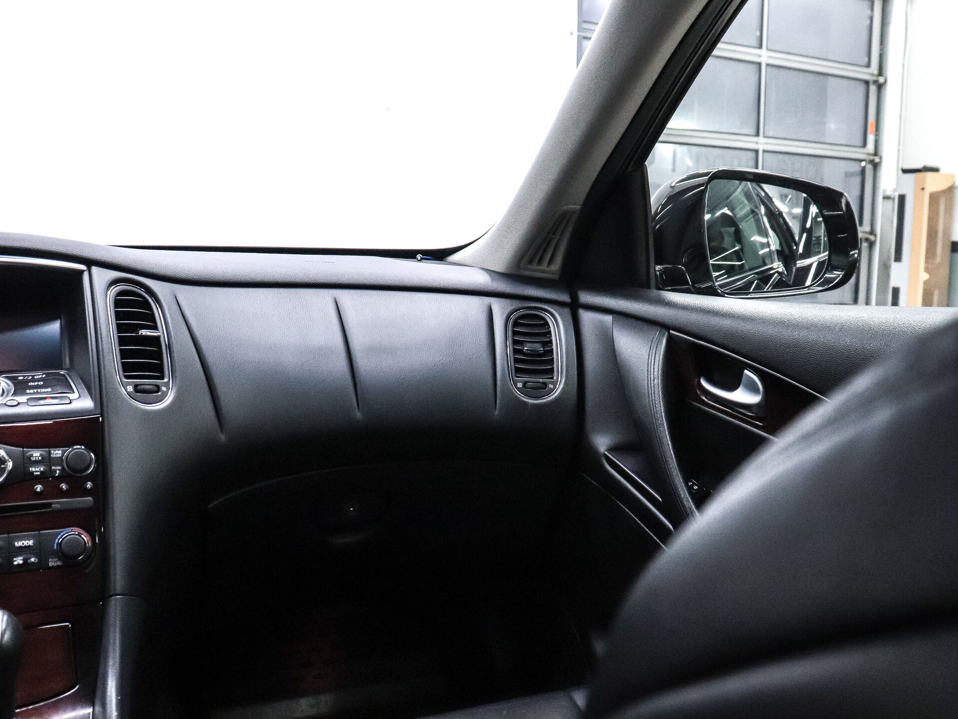 Infiniti QX50 2016 21