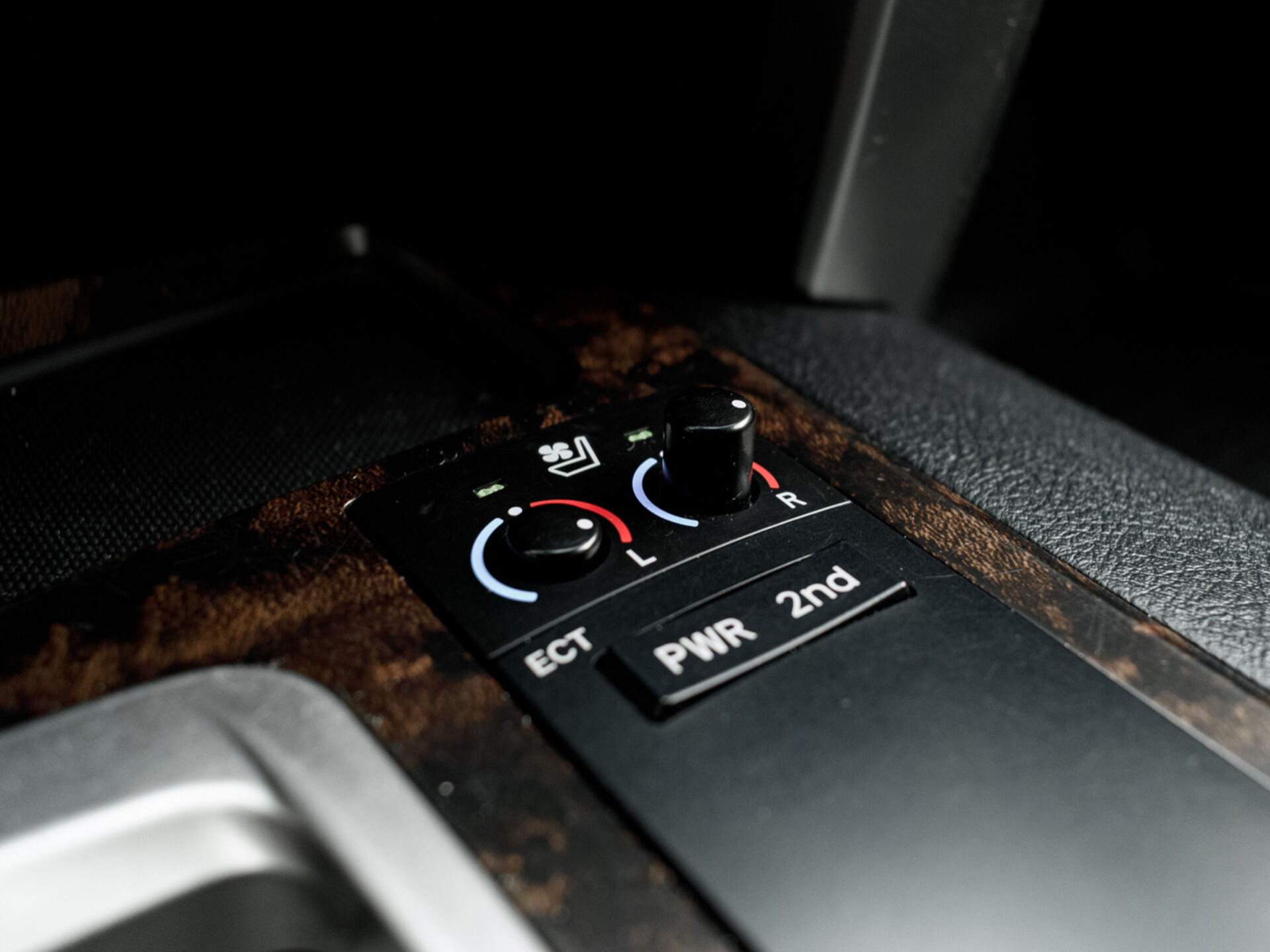 Купить Toyota Land Cruiser 4.5d AT (235 л.с.) 4WD, 2013 в Екатеренбурге