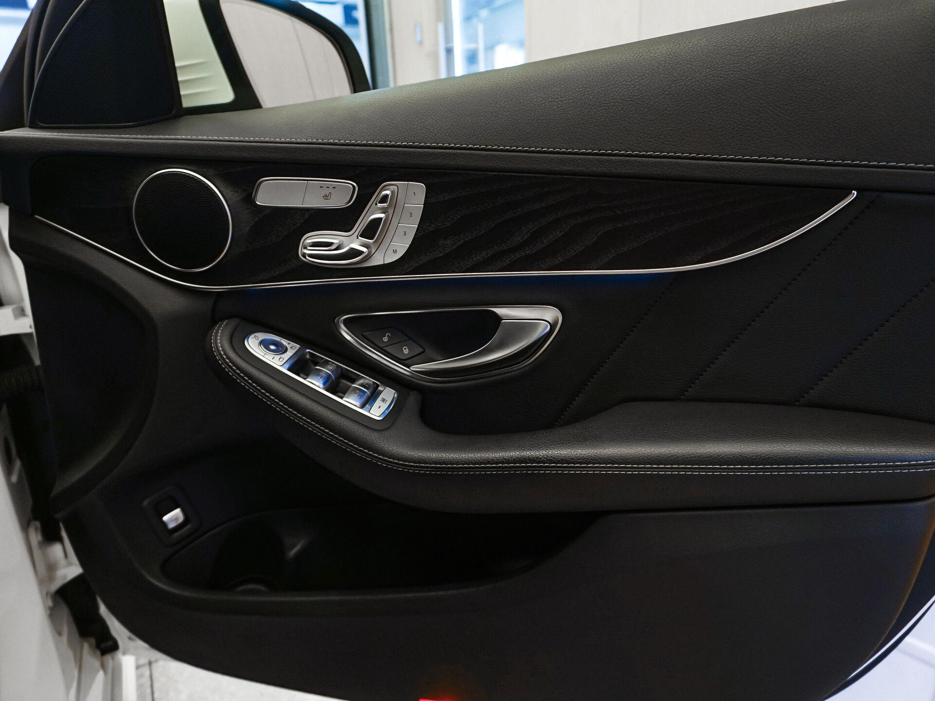 Mercedes-Benz C-Класс 2016 23
