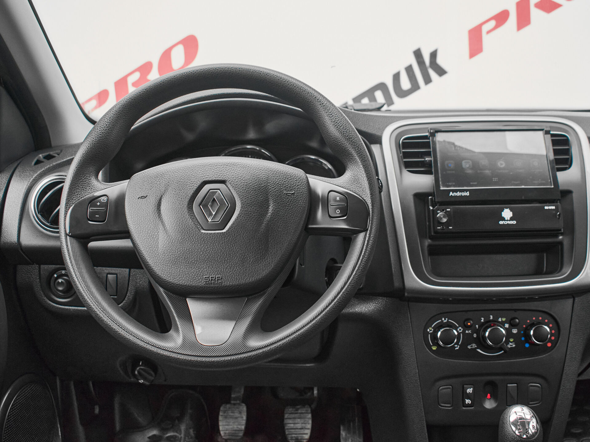 Купить Renault Sandero Stepway 1.6 MT (113 л.с.), 2018 в Екатеренбурге