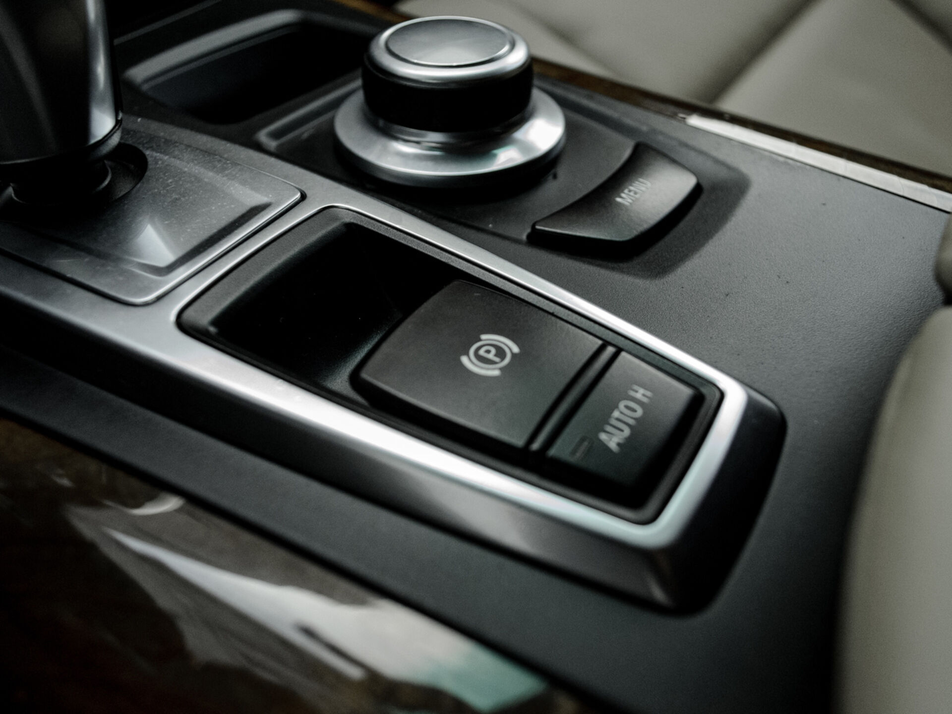 Купить BMW X5 30i 3.0 AT (264 л.с.) 4WD, 2009 в Екатеренбурге