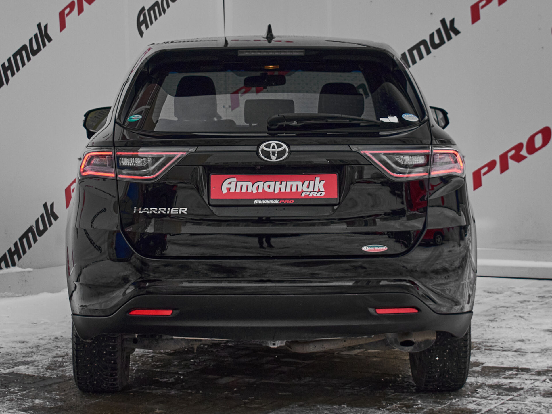 Купить Toyota Harrier 2.0 CVT (151 л.с.), 2017 в Екатеренбурге