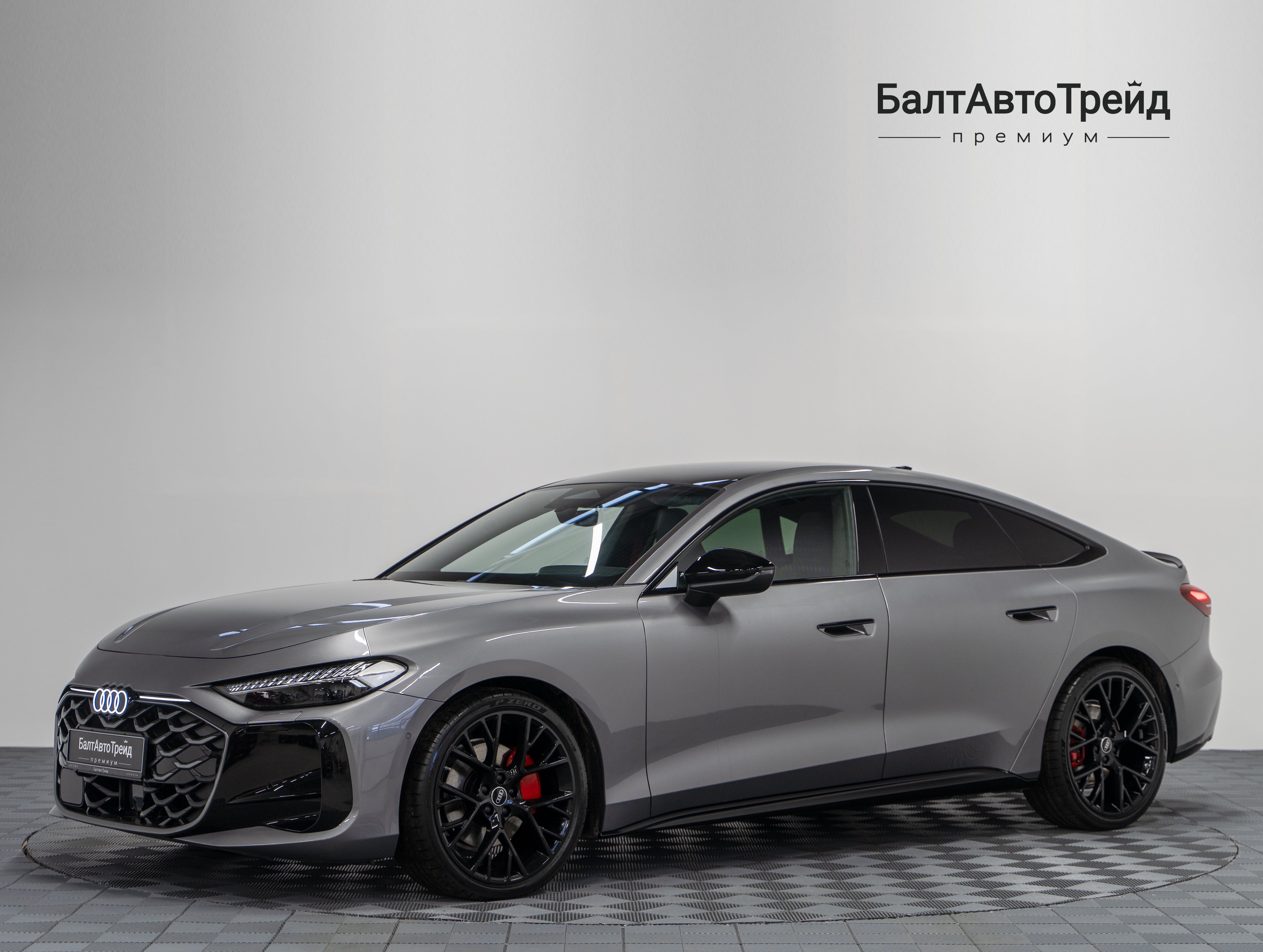 Автомобиль Audi A5 L 2.0 AMT (204 л.с.) 4WD - 1