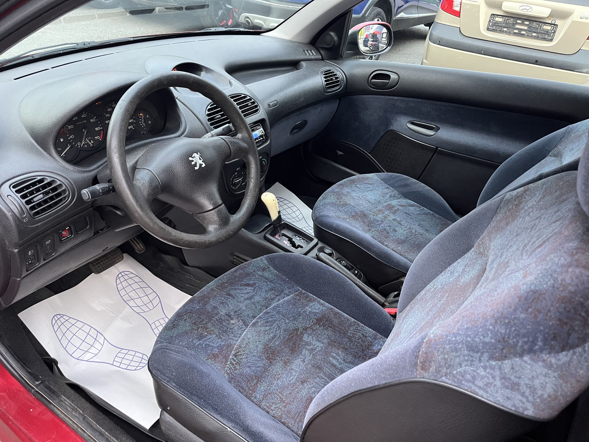Peugeot 206 None 2000 г.в., 150 000 км.
