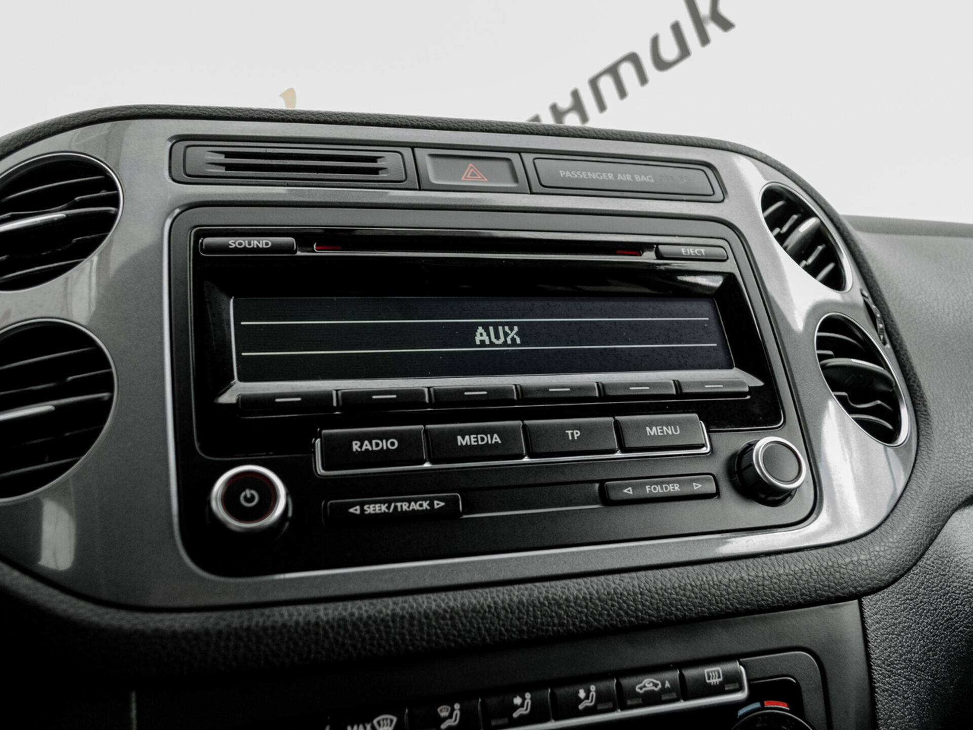 Купить Volkswagen Tiguan 1.4 AMT (150 л.с.), 2015 в Екатеренбурге