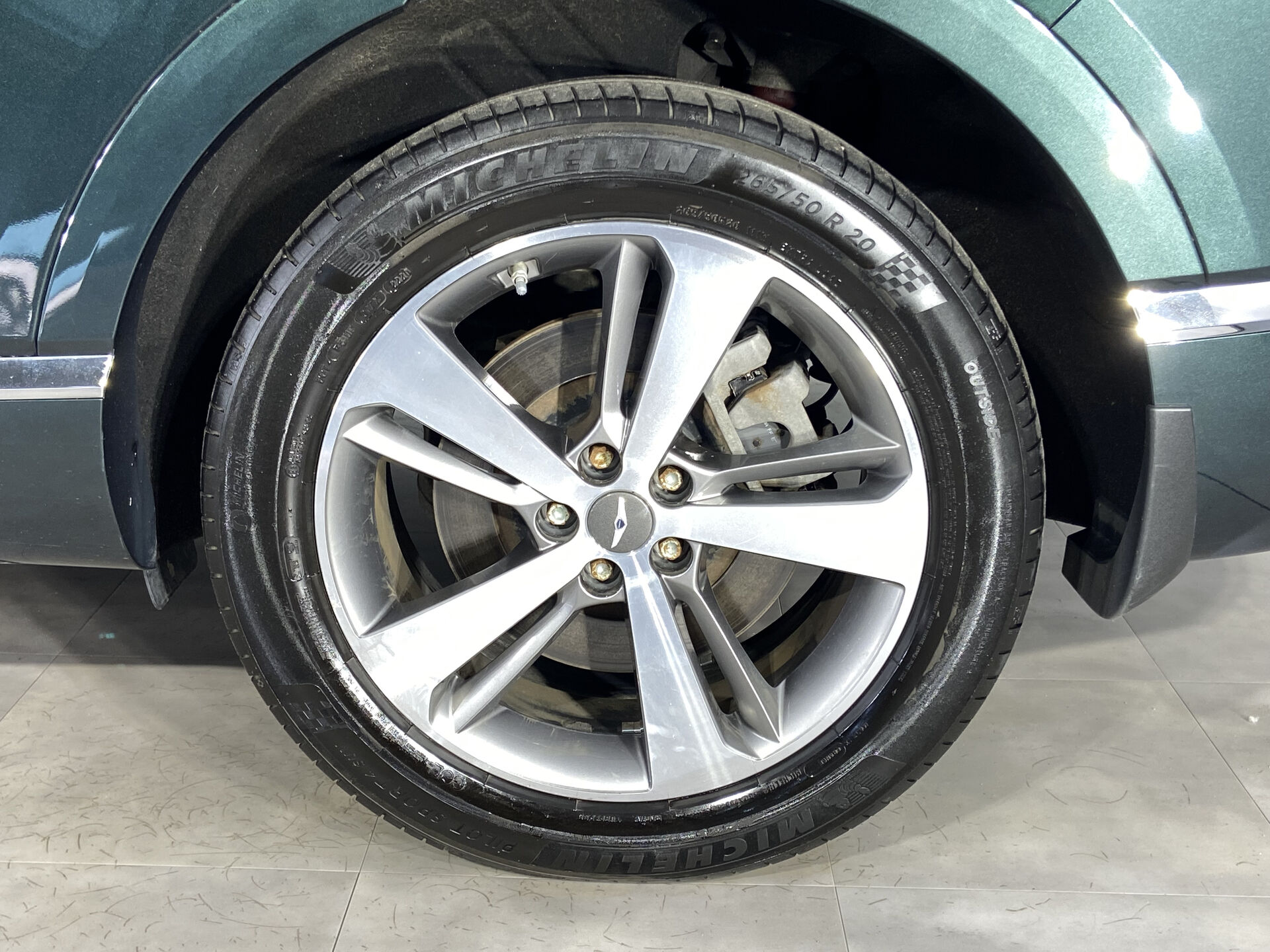 Genesis GV80 Premium + Comfort + Третий ряд сидений 2021 г.в., 54 571 км.