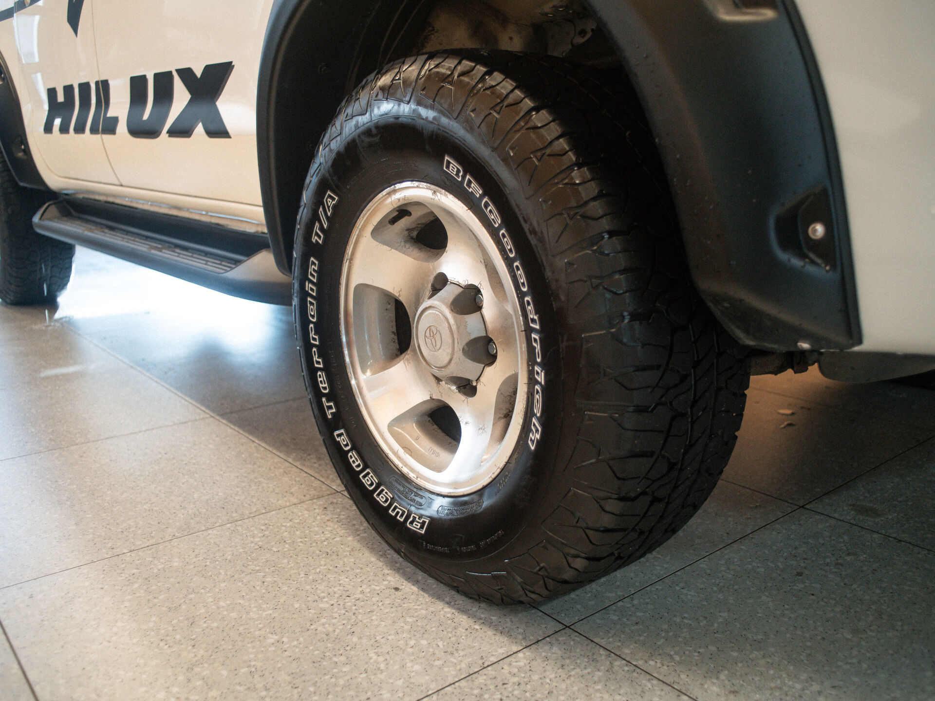 Toyota Hilux 2012 24