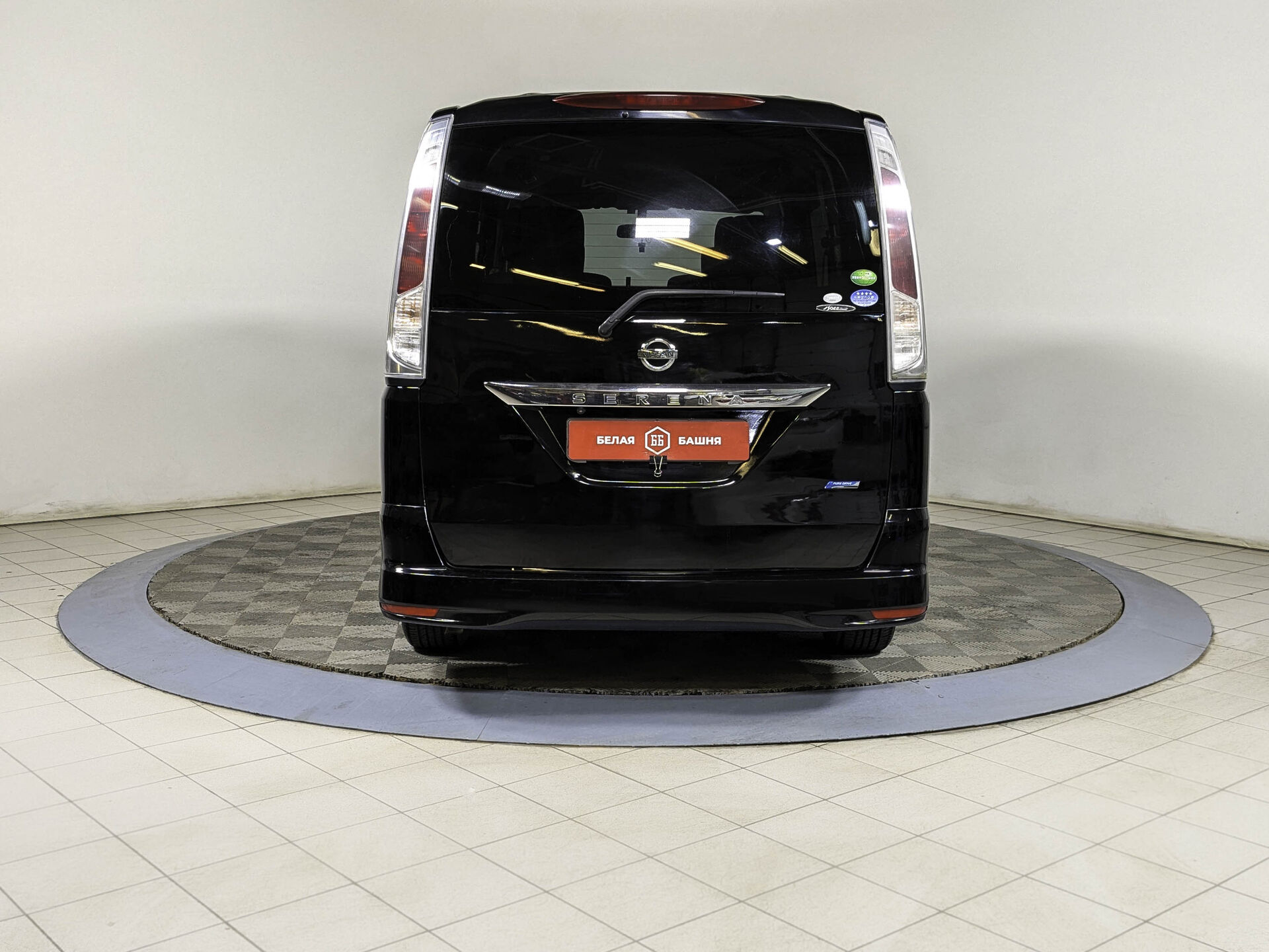 Nissan Serena Nissan Serena